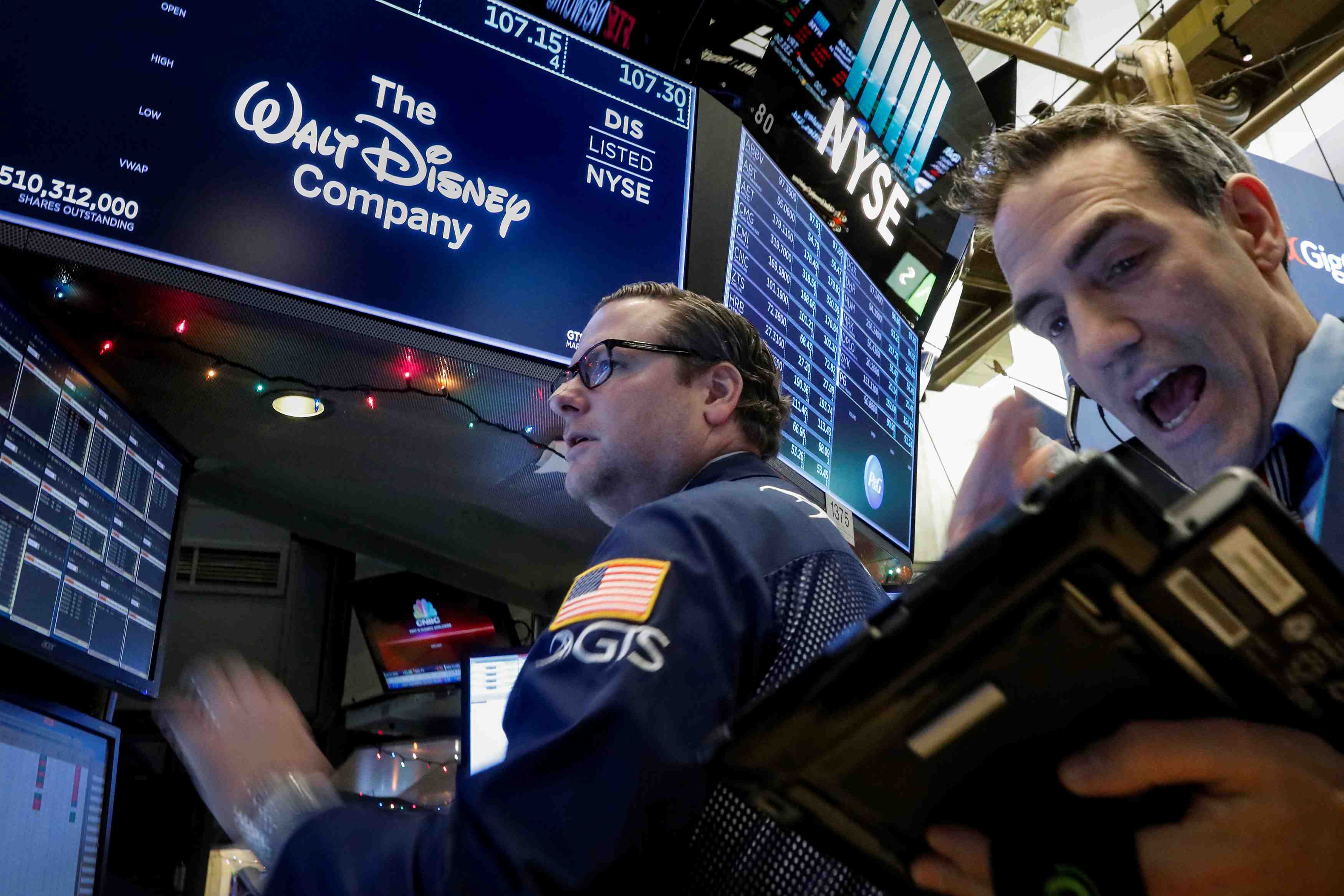 Trump felicite murdoch pour son accord avec disney
