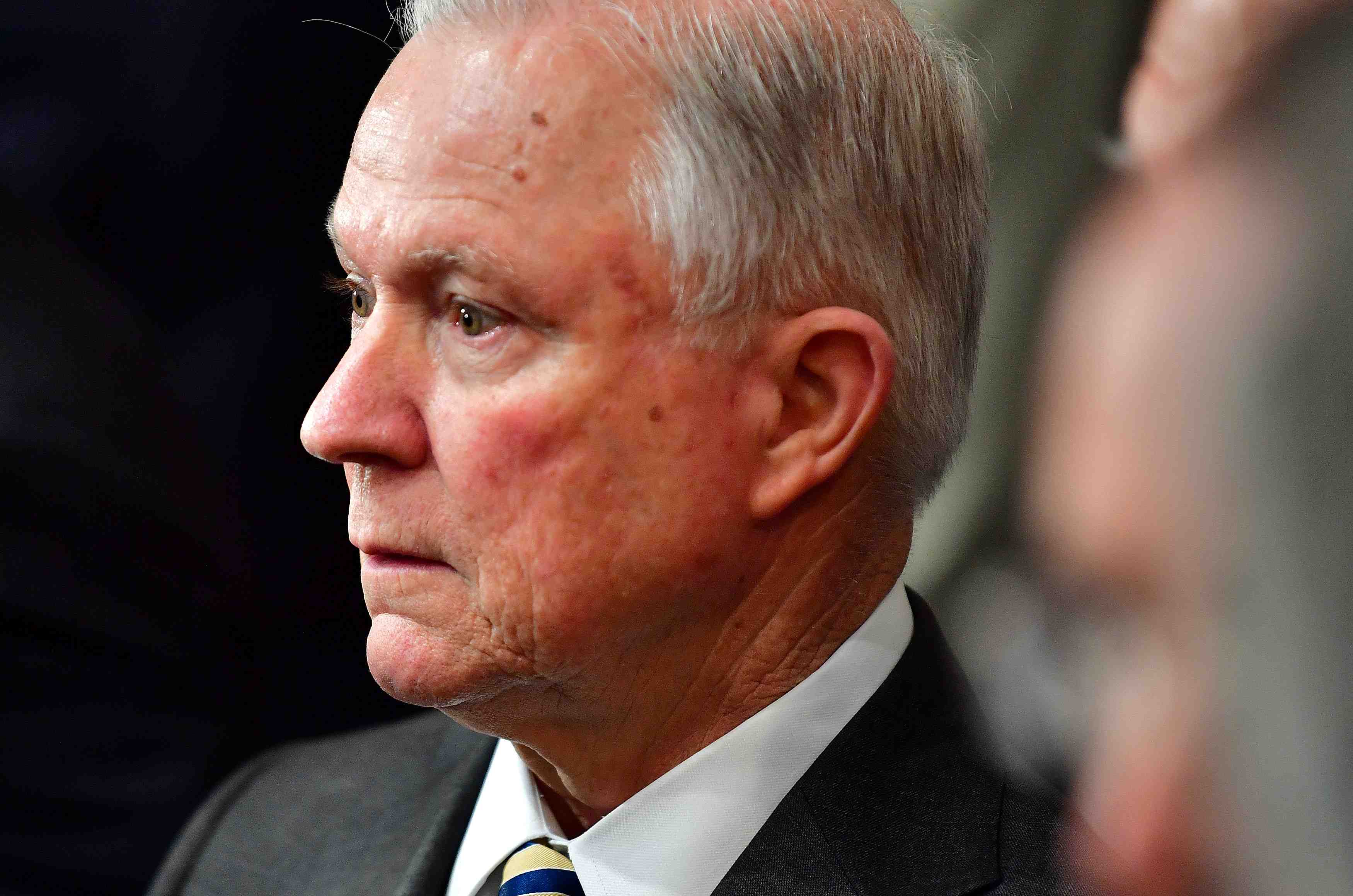Trump demande a sessions d'enqueter sur la tribune du new york times