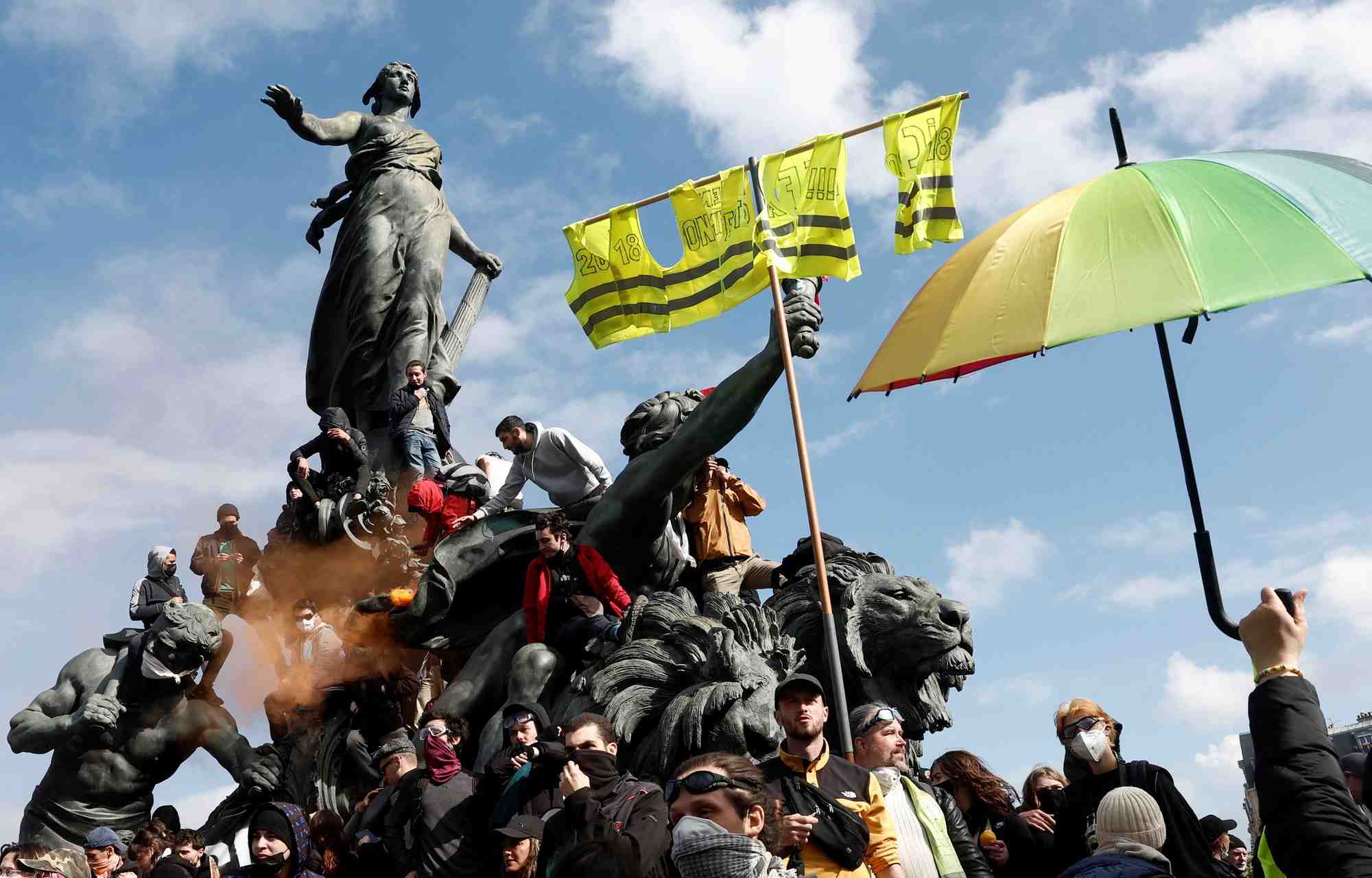 Le traditionnel defile syndical du 1er mai a paris