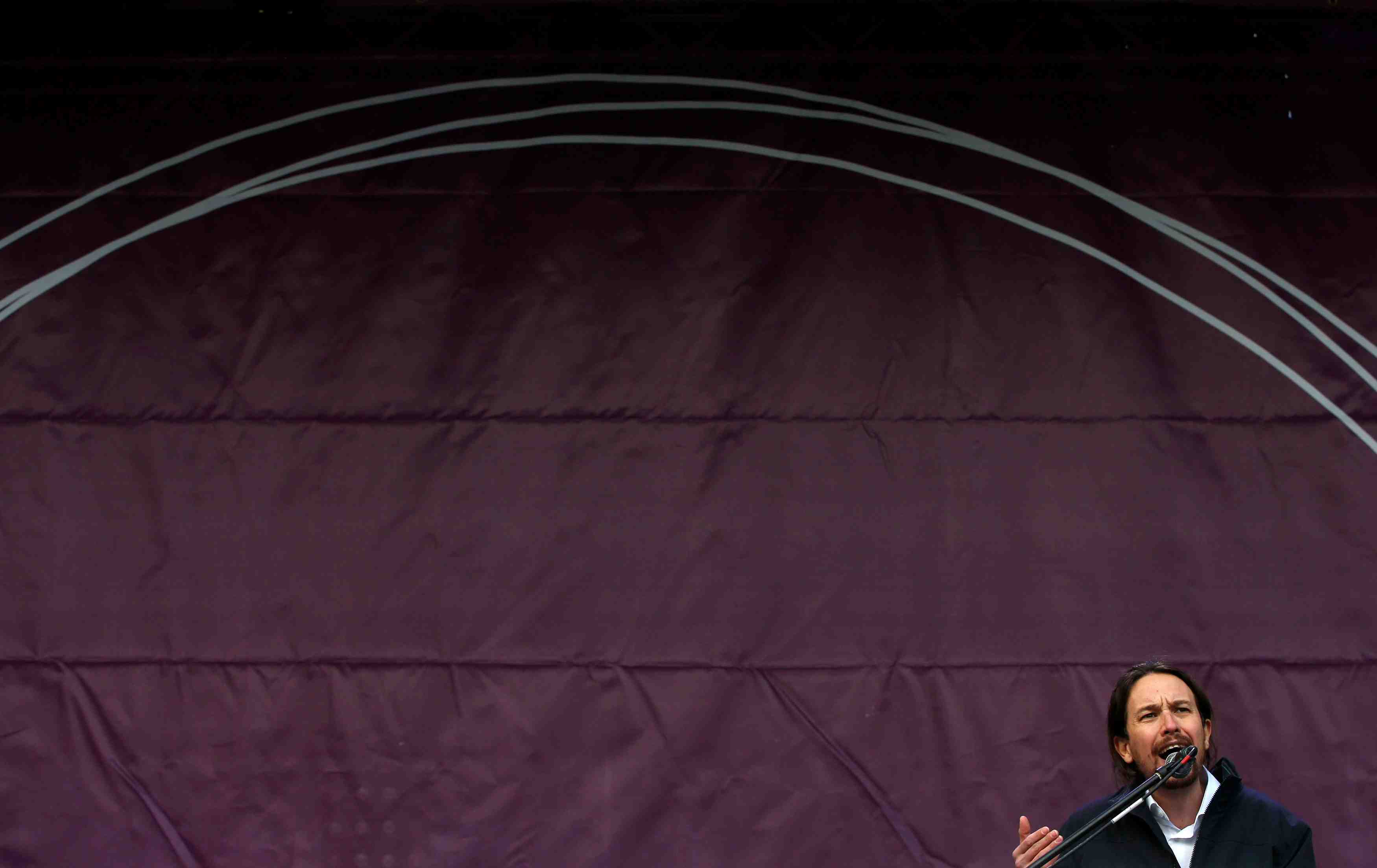 Podemos toujours en tete en espagne dans les sondages