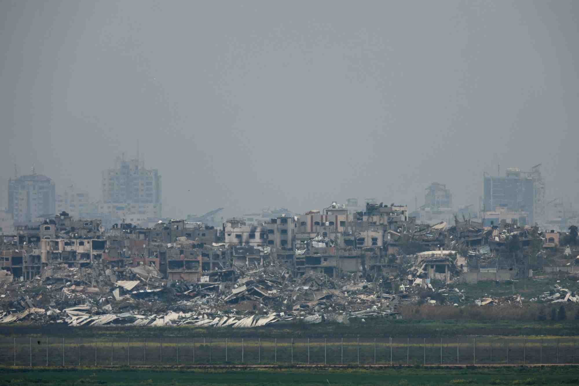 Des ruines dans le nord de gaza, a la suite des bombardements israeliens
