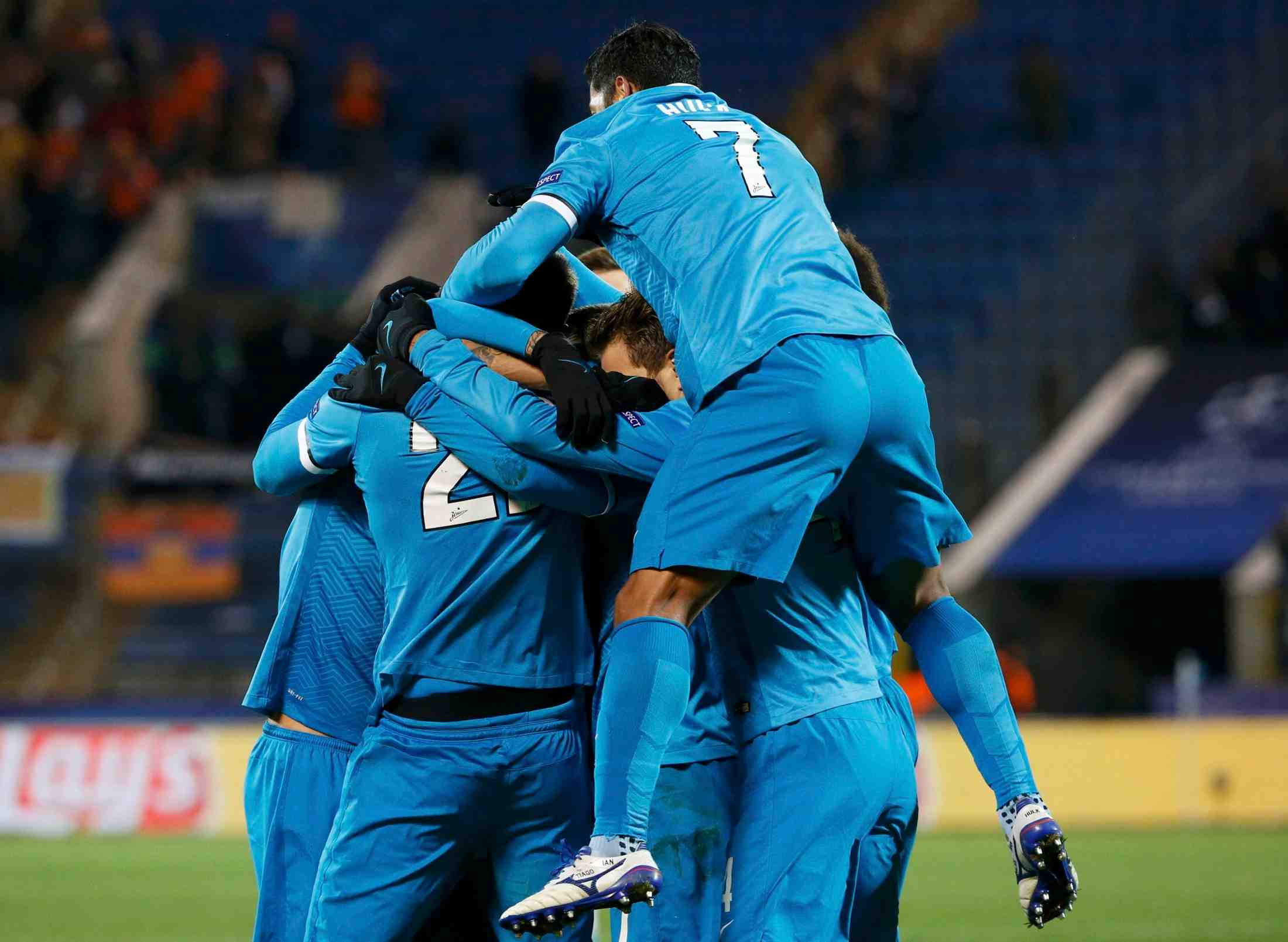 Le zenit mate valence et laisse esperer lyon