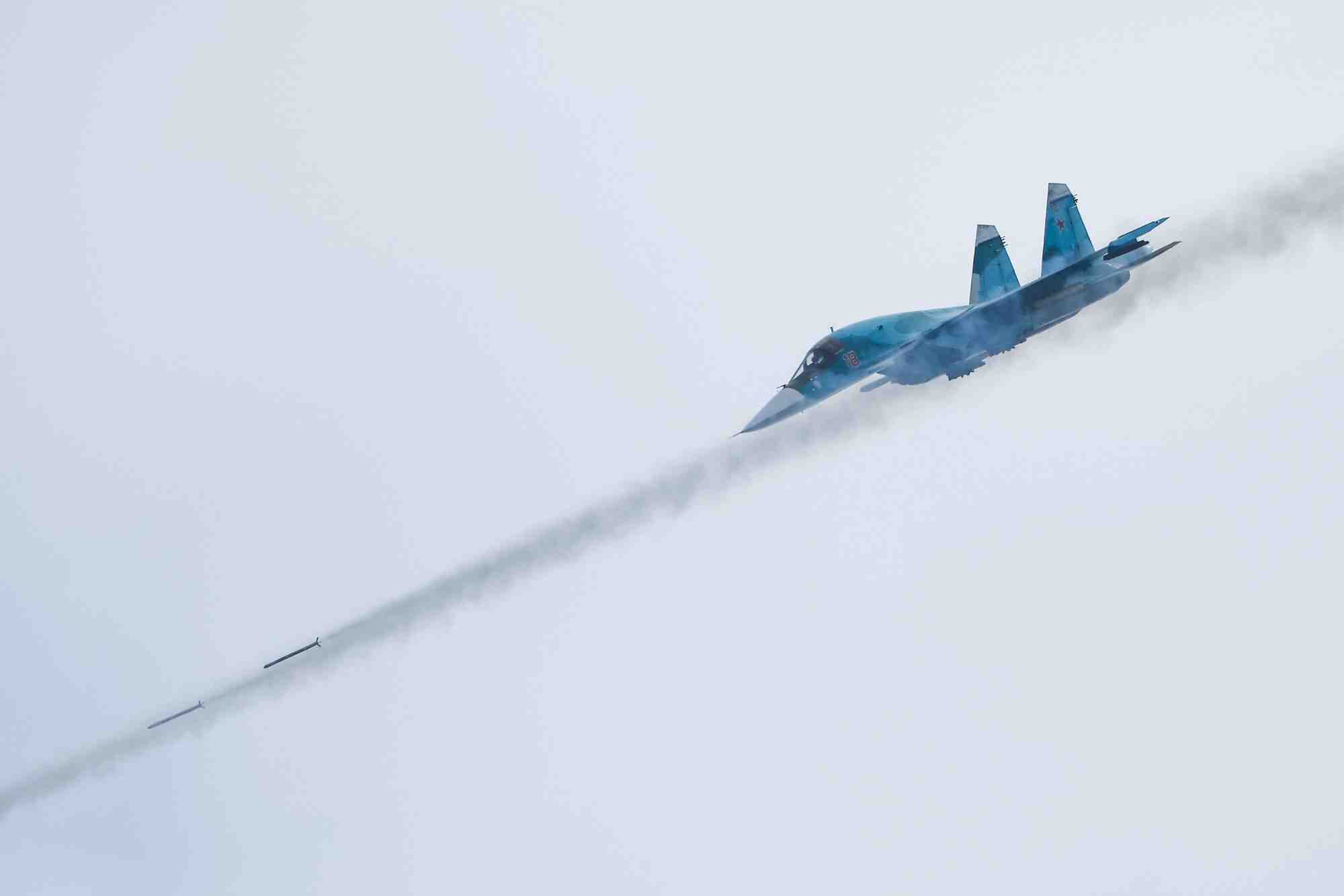 Un bombardier tactique su-34 russe