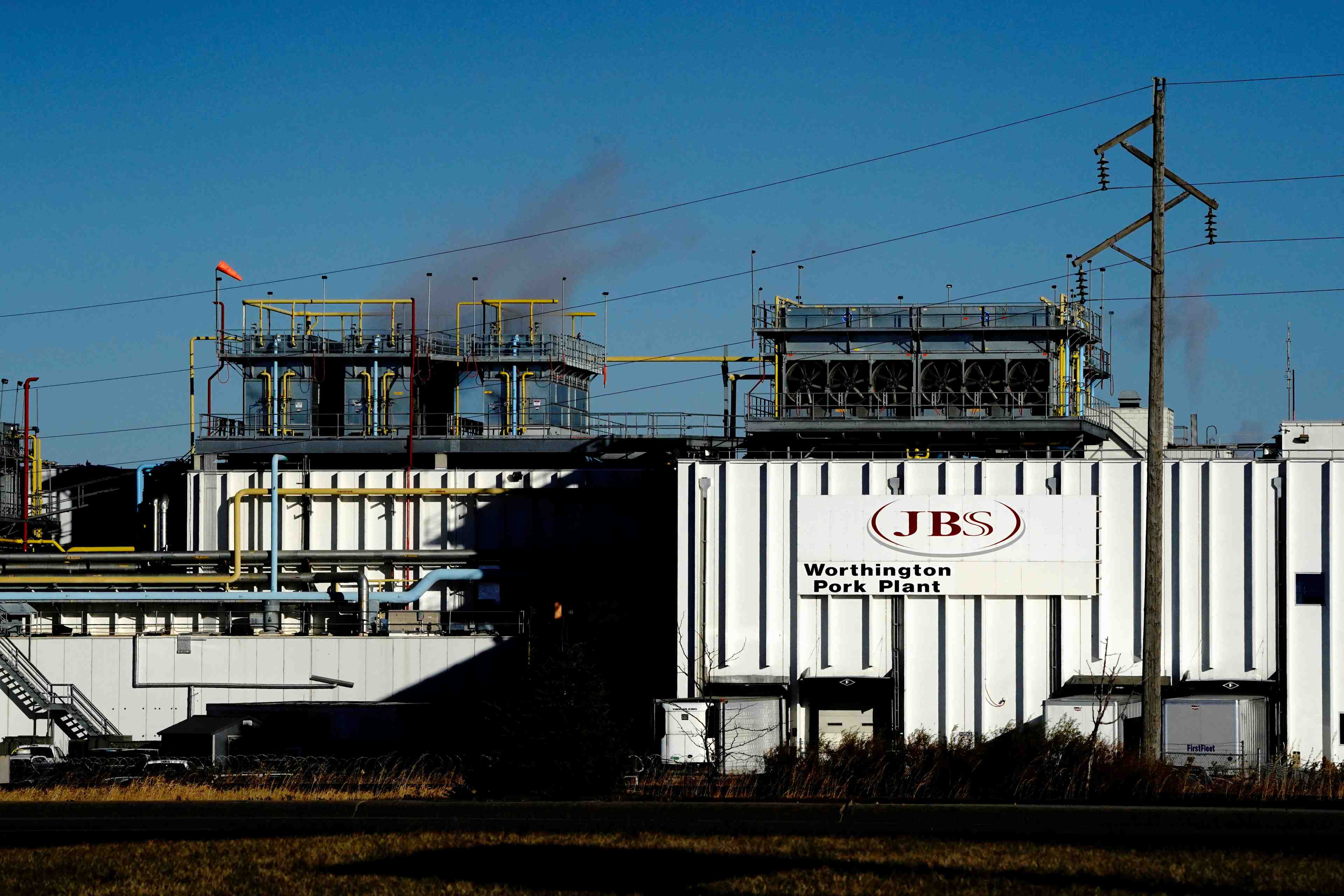 Des abattoirs americains a l'arret apres une cyberattaque imputee a la russie