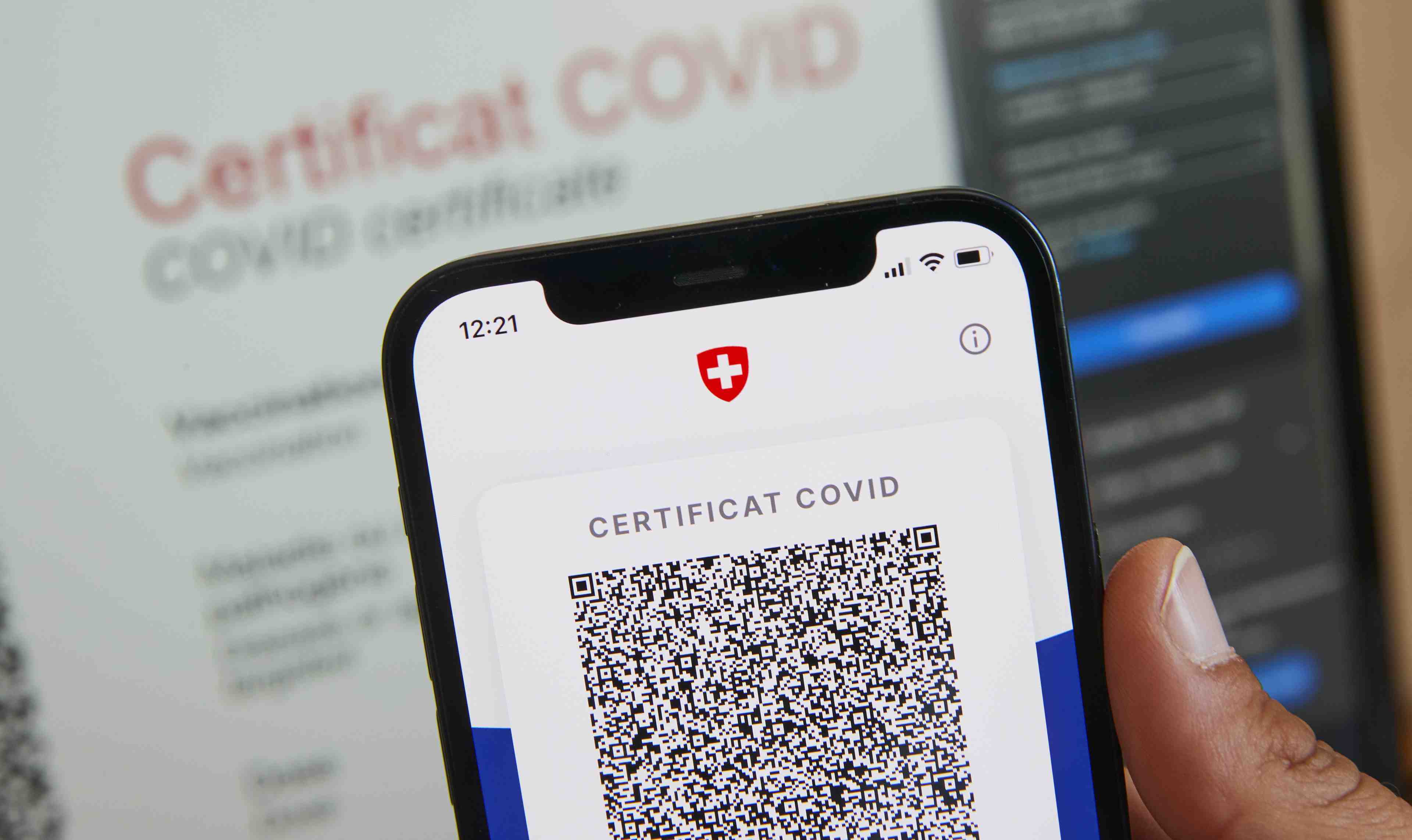 Suisse: faites vacciner un ami contre le covid-19, vous serez recompense
