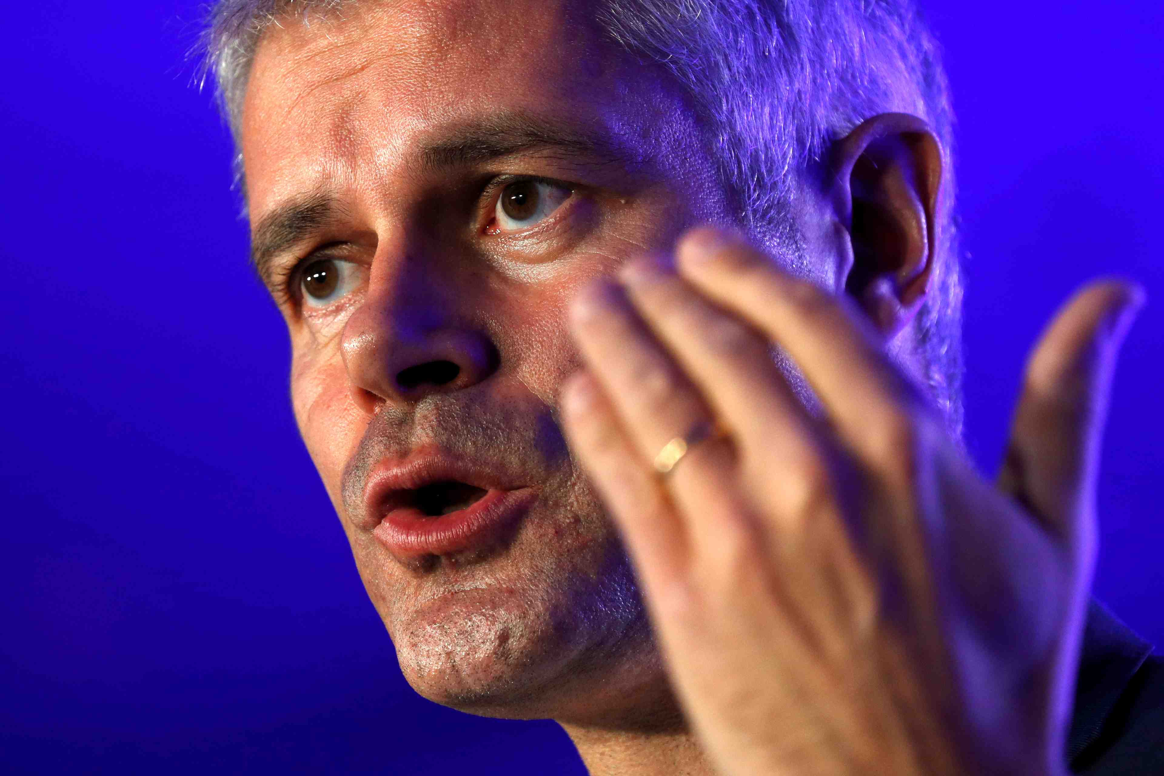 Wauquiez adoube par fillon a trois jours du scrutin lr