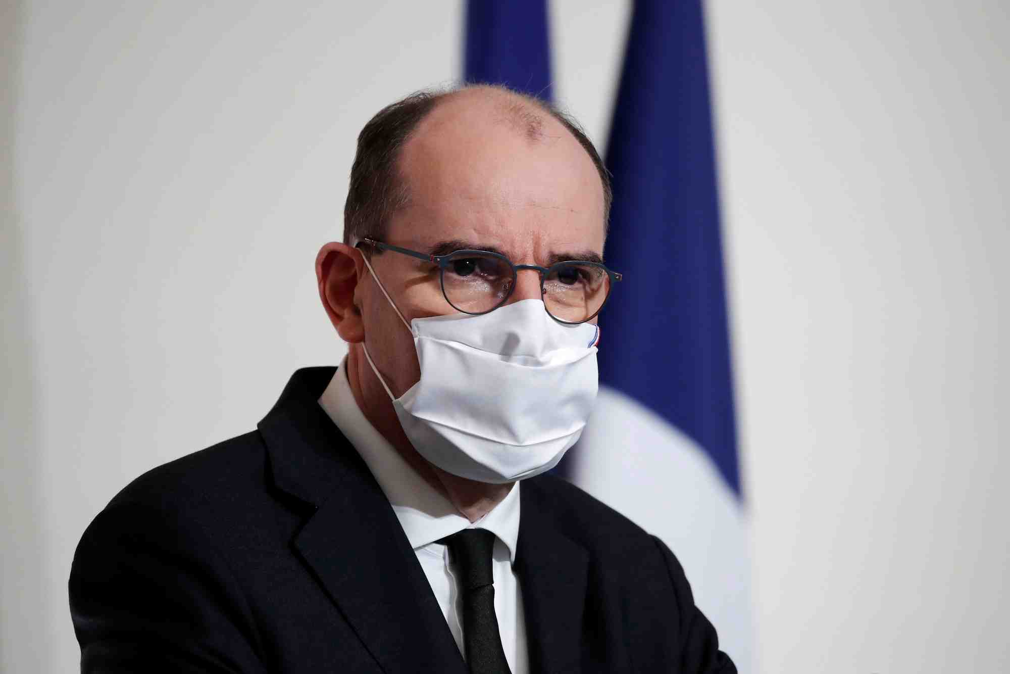 La france revise sa strategie de deconfinement face au coronavirus