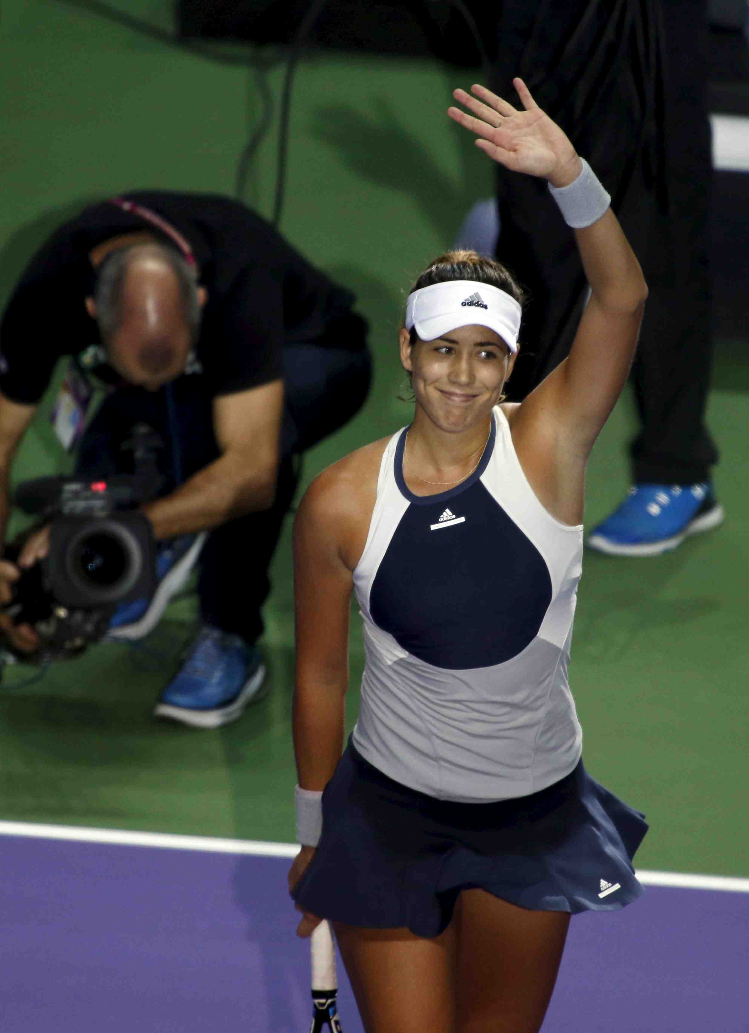 Muguruza fait un sans-faute, kvitova l'accompagne en demi-finale
