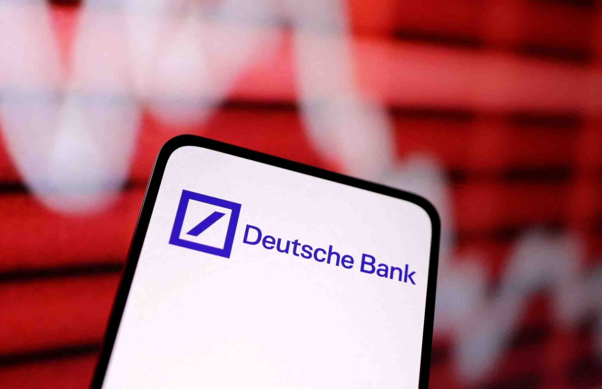 Illustration du logo de deutsche bank et du graphique representant la baisse des actions