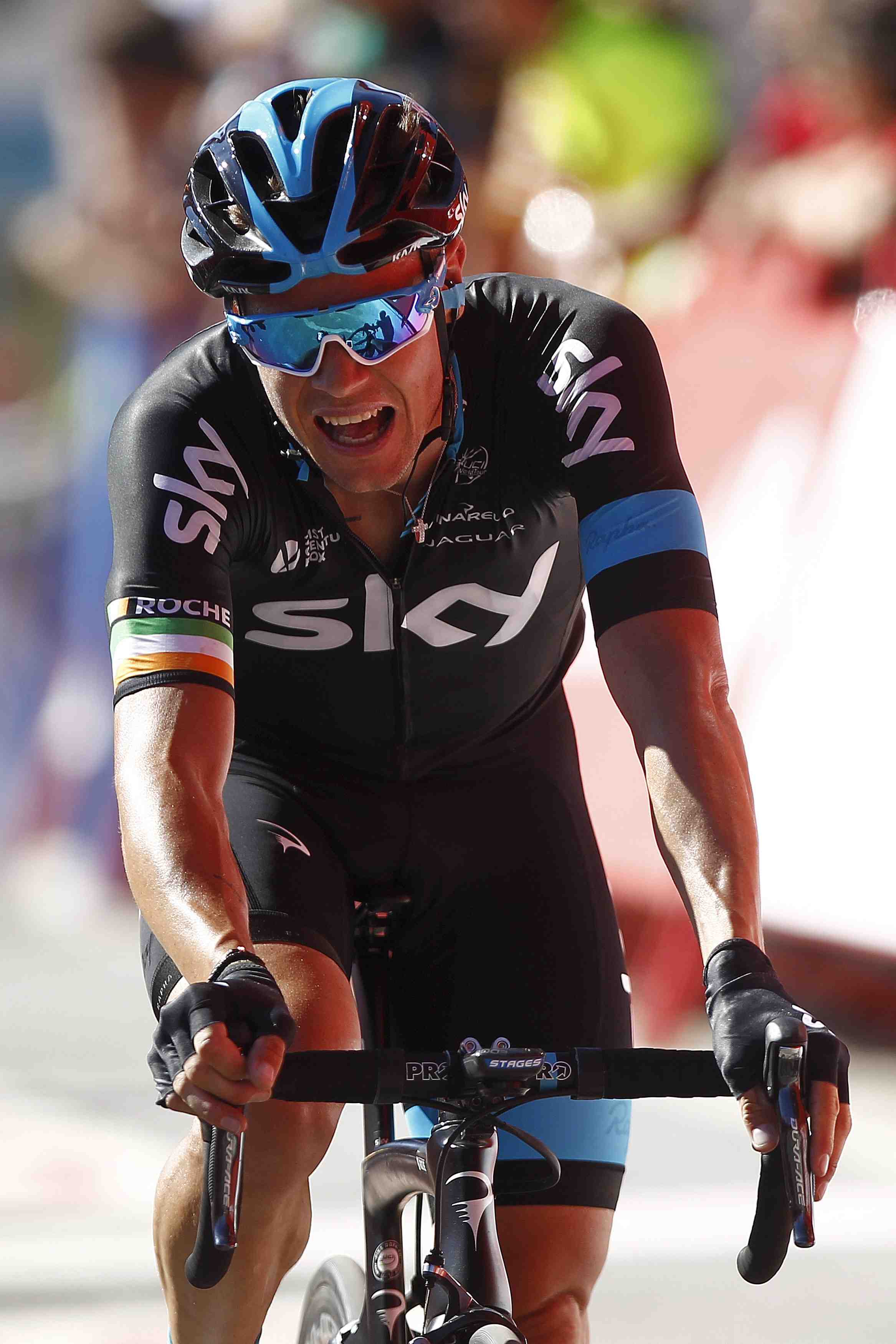 Roche s'impose, dumoulin toujours en rouge
