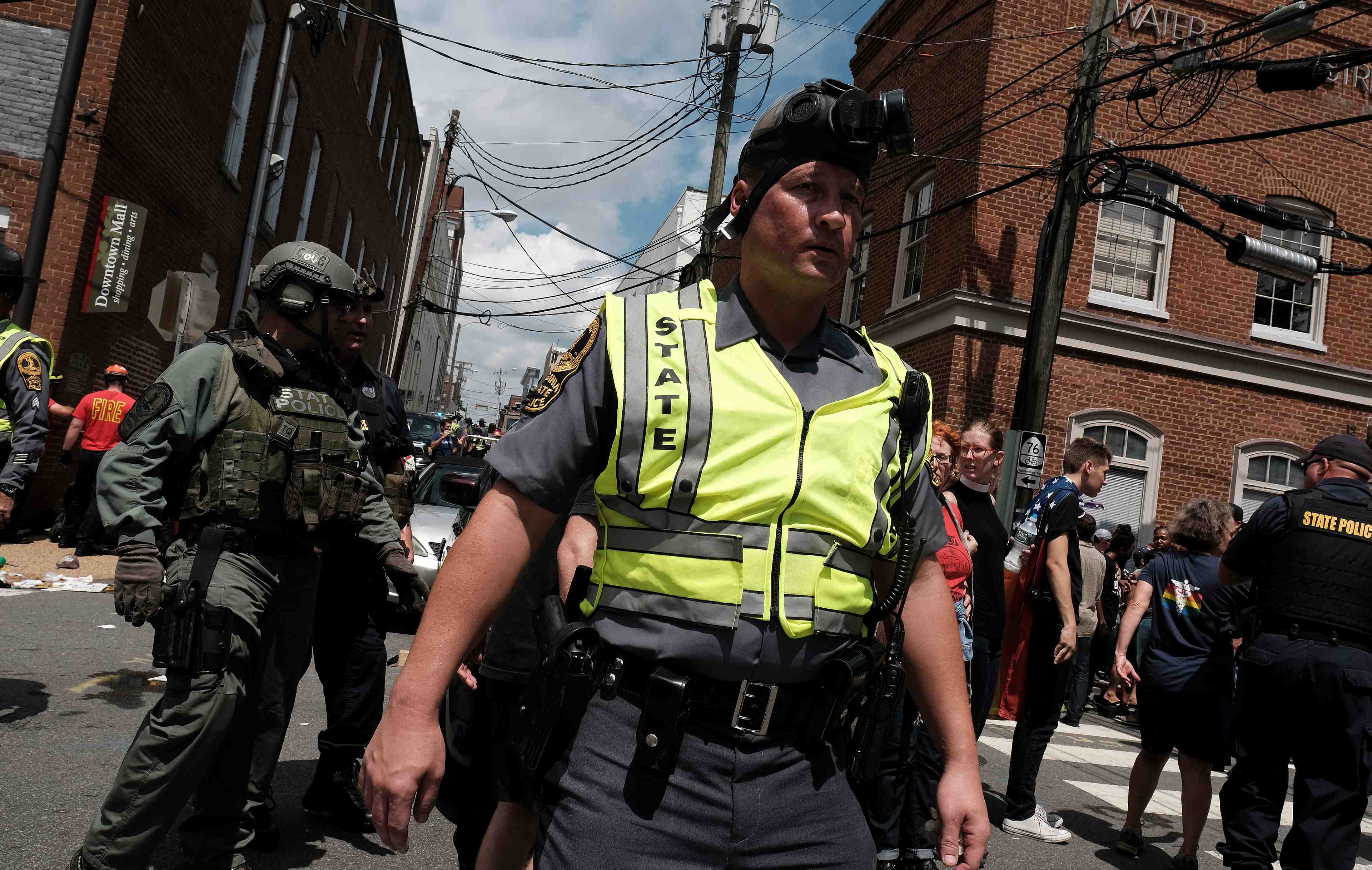 Violences a charlottesville: le fbi ouvre une enquete