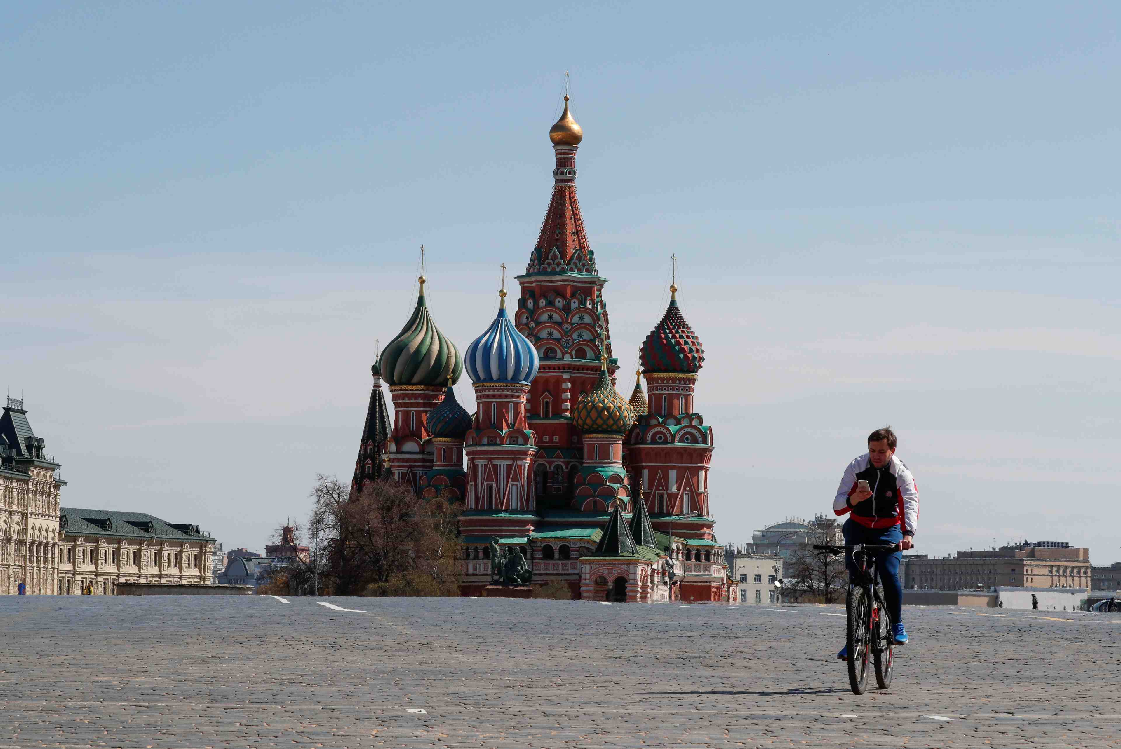 Pres de 10.000 nouveaux cas en 24 heures en russie