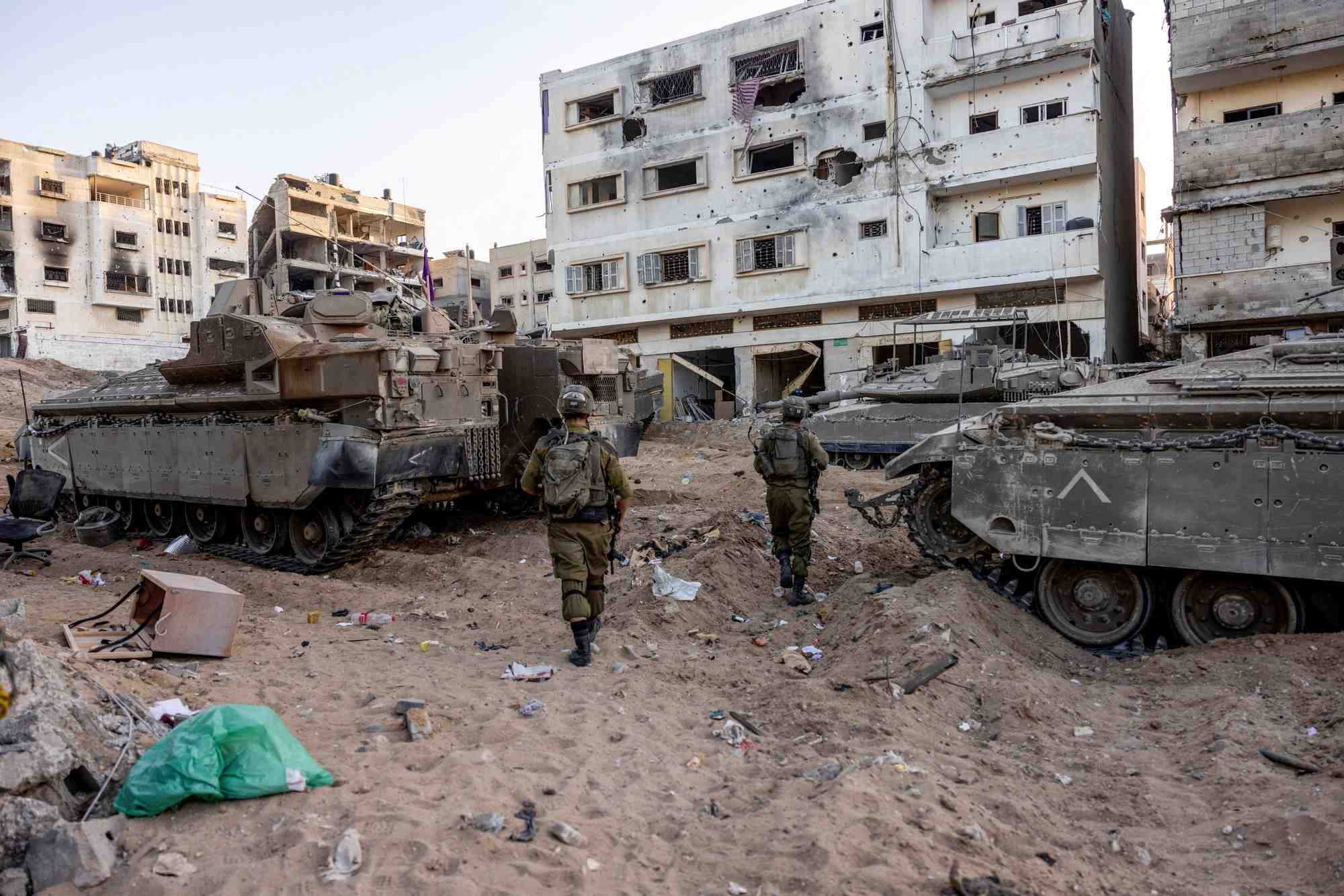 L'armee israelienne opere dans le nord de la bande de gaza