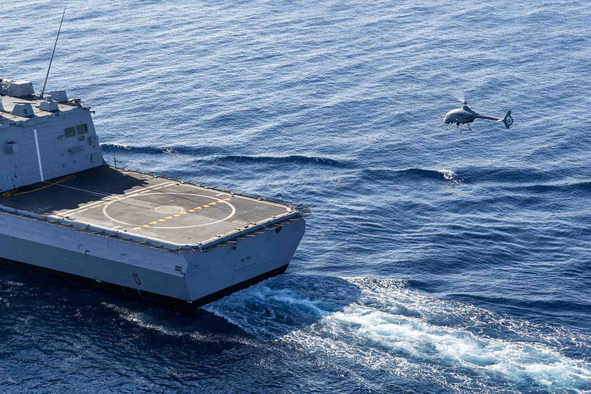 Avec le programme SDAM (Système de drone aérien pour la Marine), la France a « l'occasion de démontrer dans le domaine des voilures tournantes qu'elle a un champion. Quand je dis un champion, il ne s'agit pas d'Airbus Helicopters seul, mais de tout un tissu d'acteurs français ».