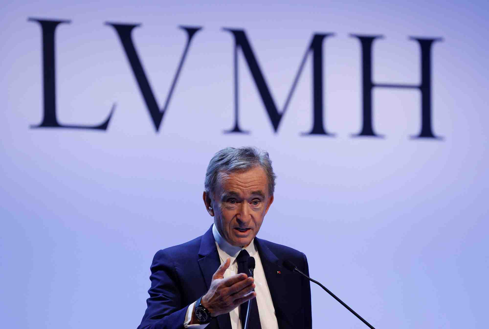 Bernard arnault monte encore au capital de lagardere