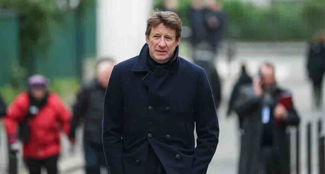 Yannick Jadot, senateur du parti Les Ecologistes, ne sera pas candidat à la mairie de Paris.