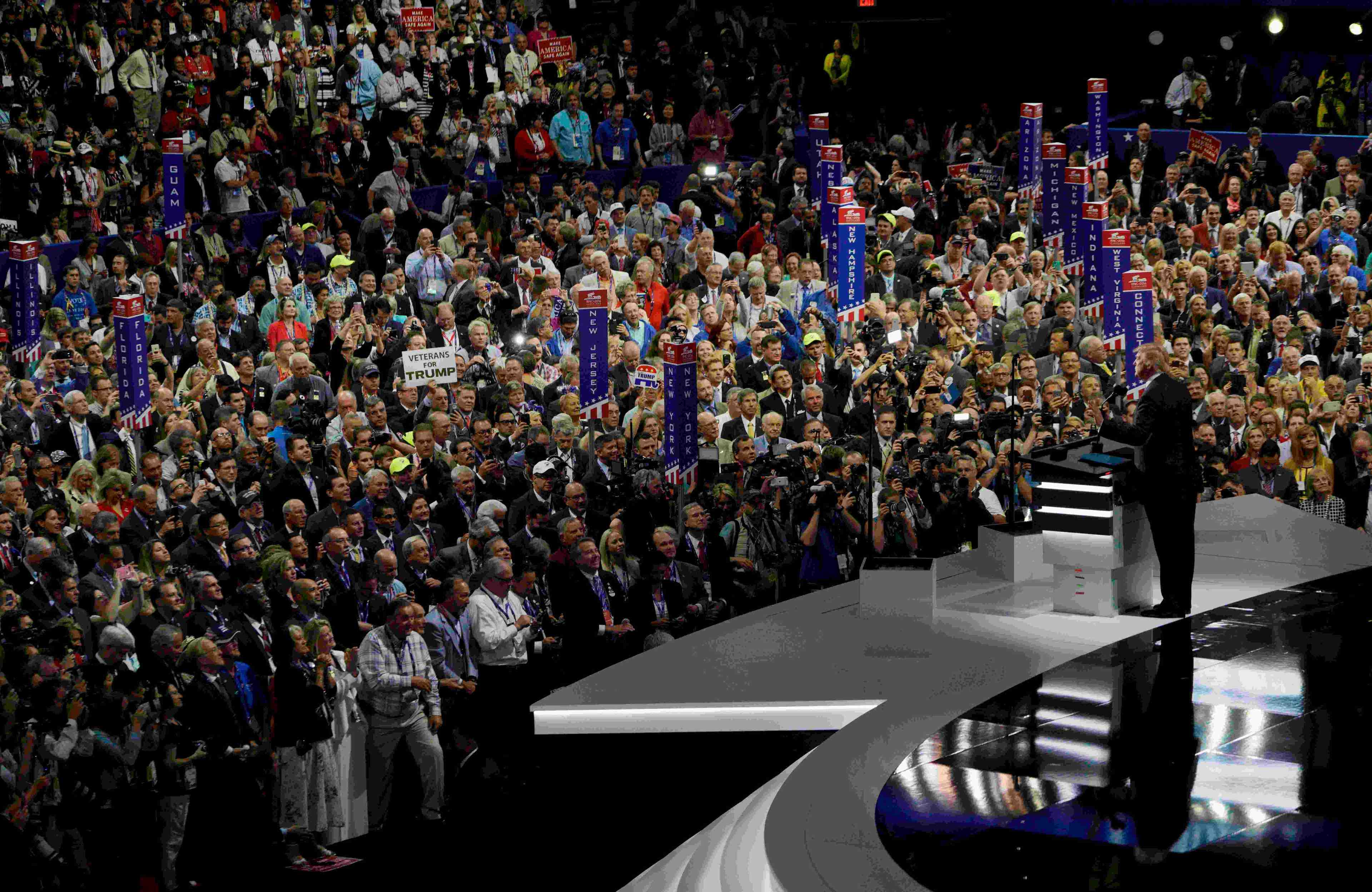 La convention republicaine s'ouvre a cleveland