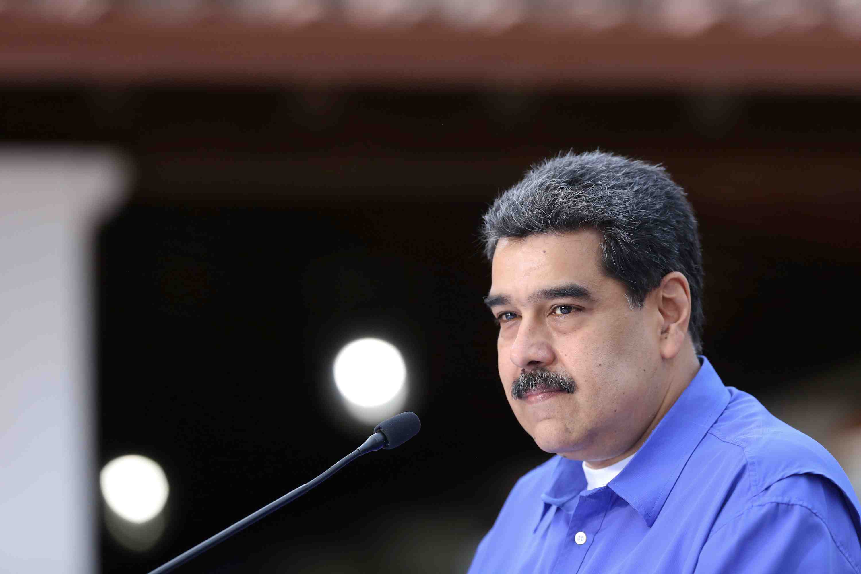 Maduro ordonne a l'emissaire de l'ue de quitter le venezuela