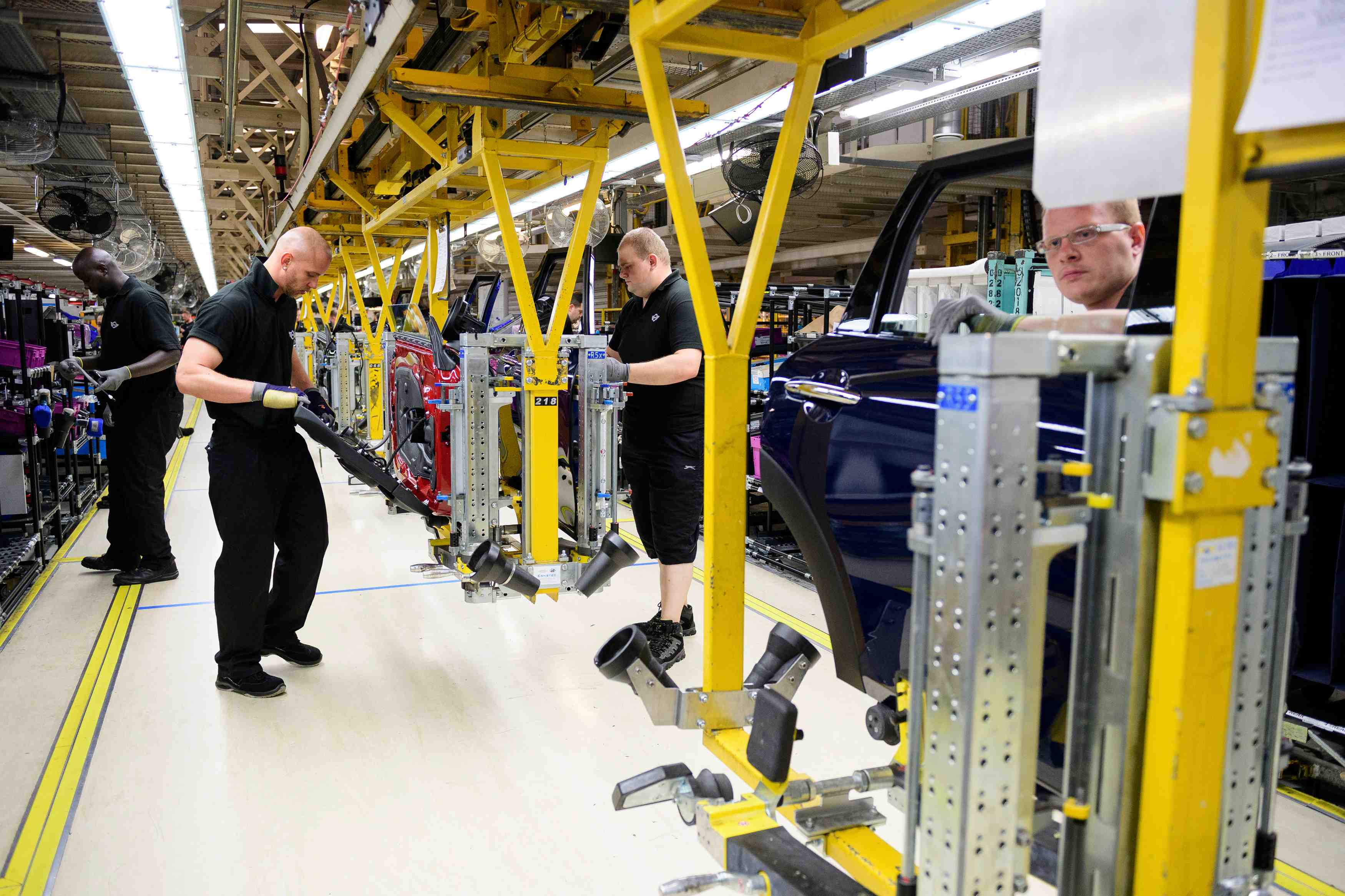 Grande-bretagne: nouveau declin de la production automobile en janvier