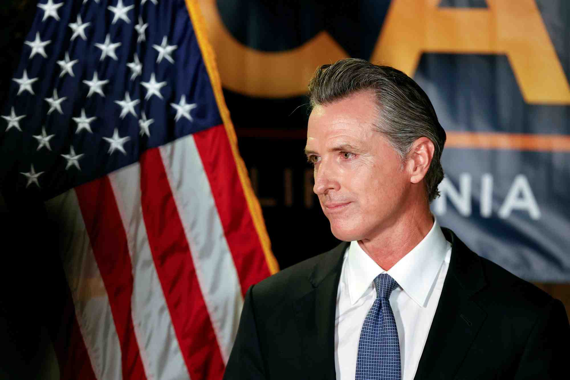 Le gouverneur de californie alloue 15 milliards de dollars a la lutte contre le changement climatique