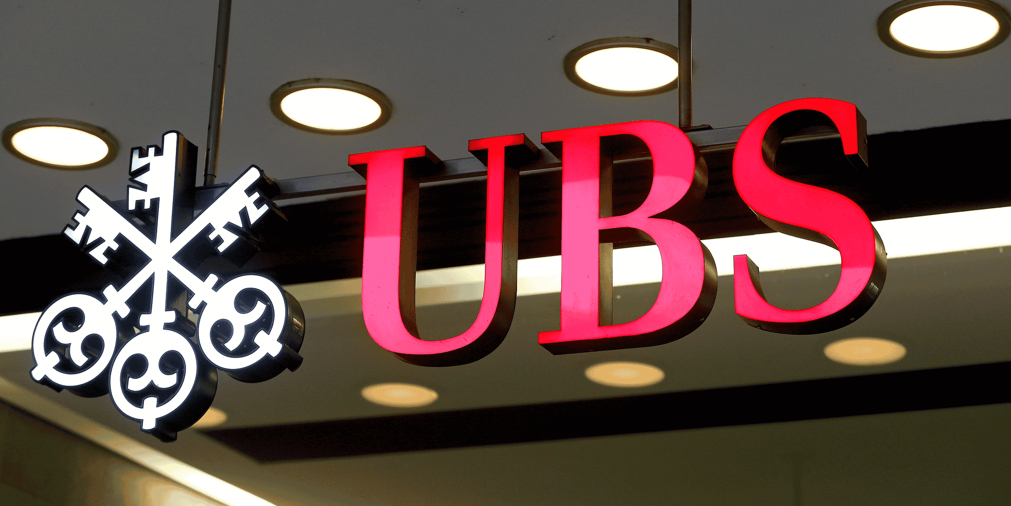 Pour ubs, tous les russes sont "semi-sanctionnes"