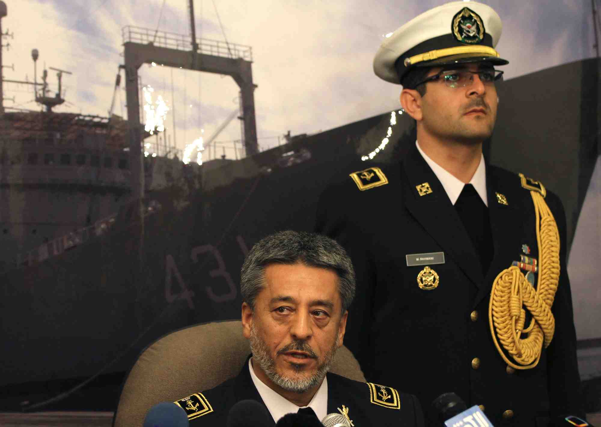 L'amiral habibollah sayyari lors d'une conference de presse a l'ambassade d'iran a damas