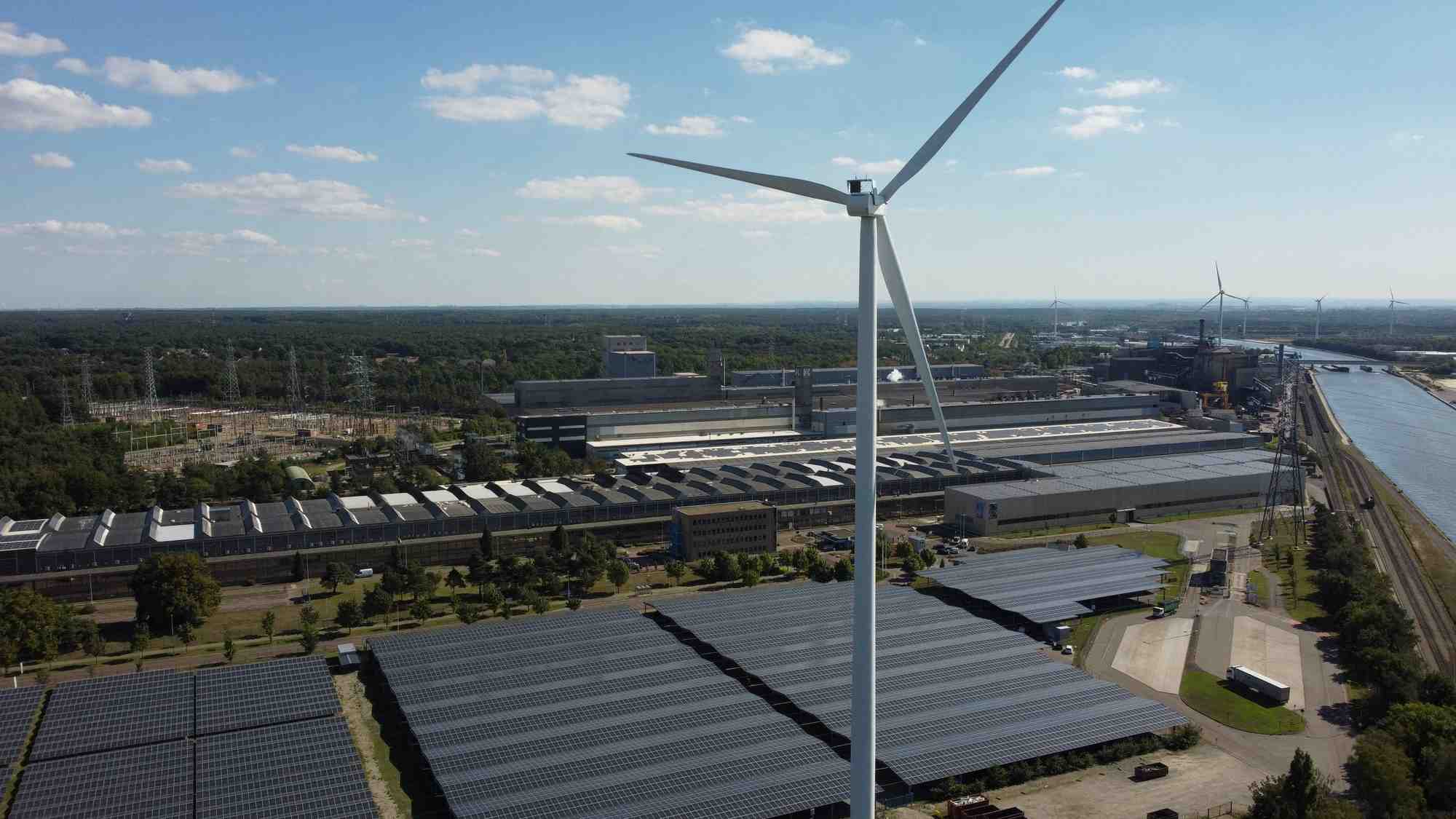 Le fabricant d'acier inoxydable aperam ralentit sa production en belgique