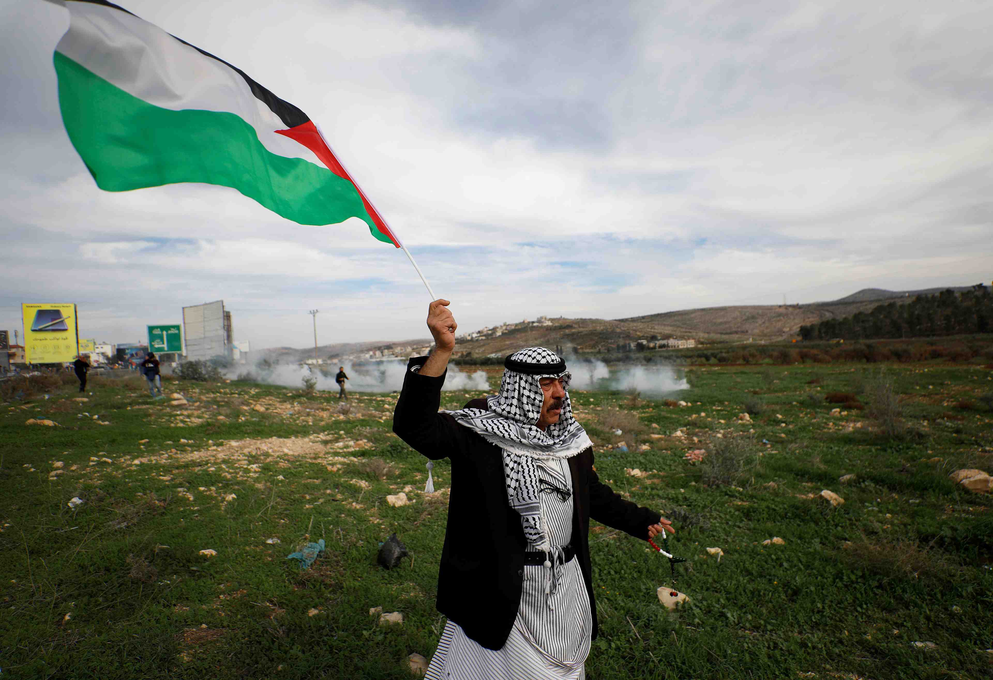 Onu et palestiniens revoient a la baisse leur appel aux dons
