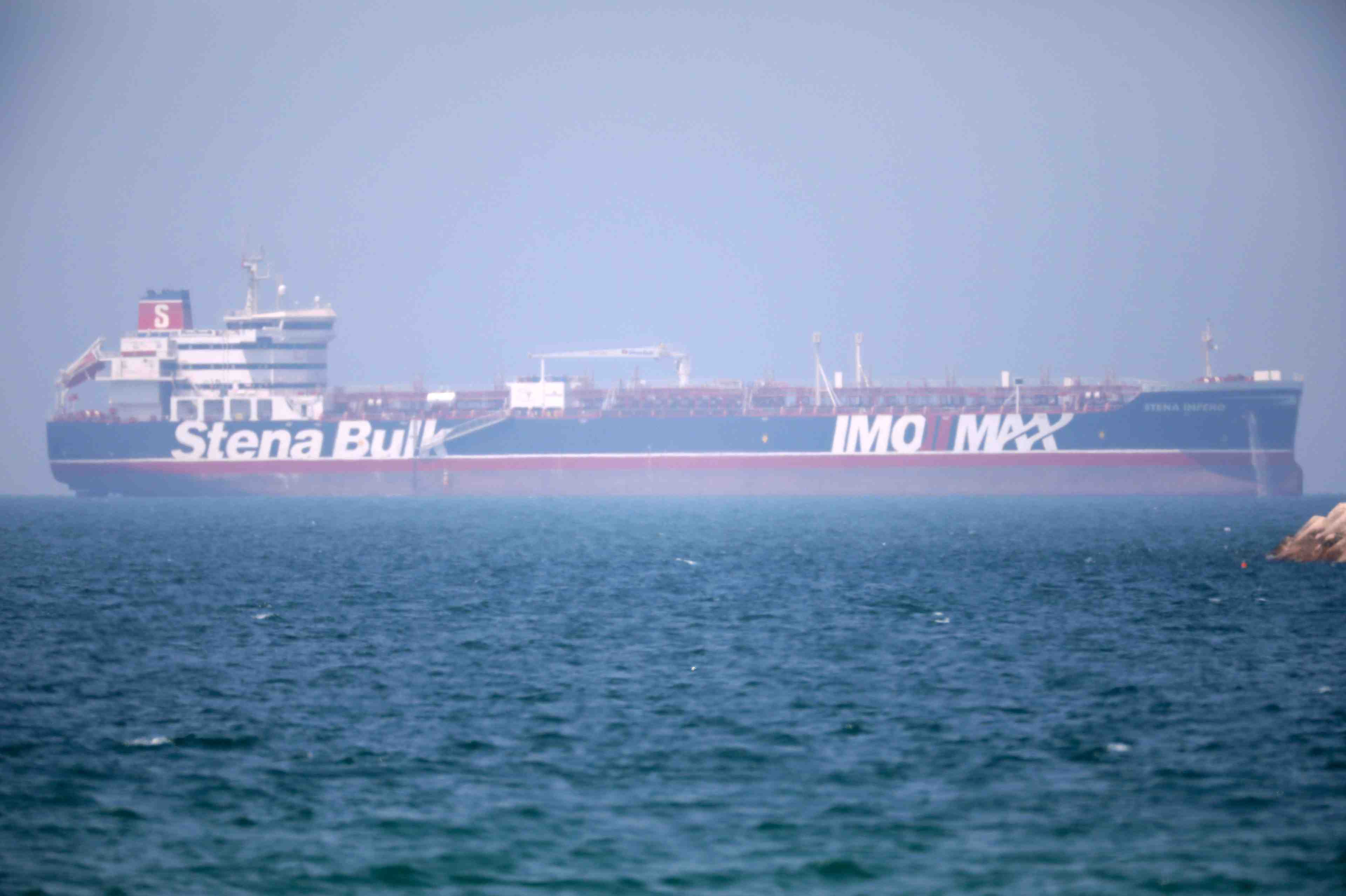 Iran/grande-bretagne: le petrolier stena impero a accoste a dubai