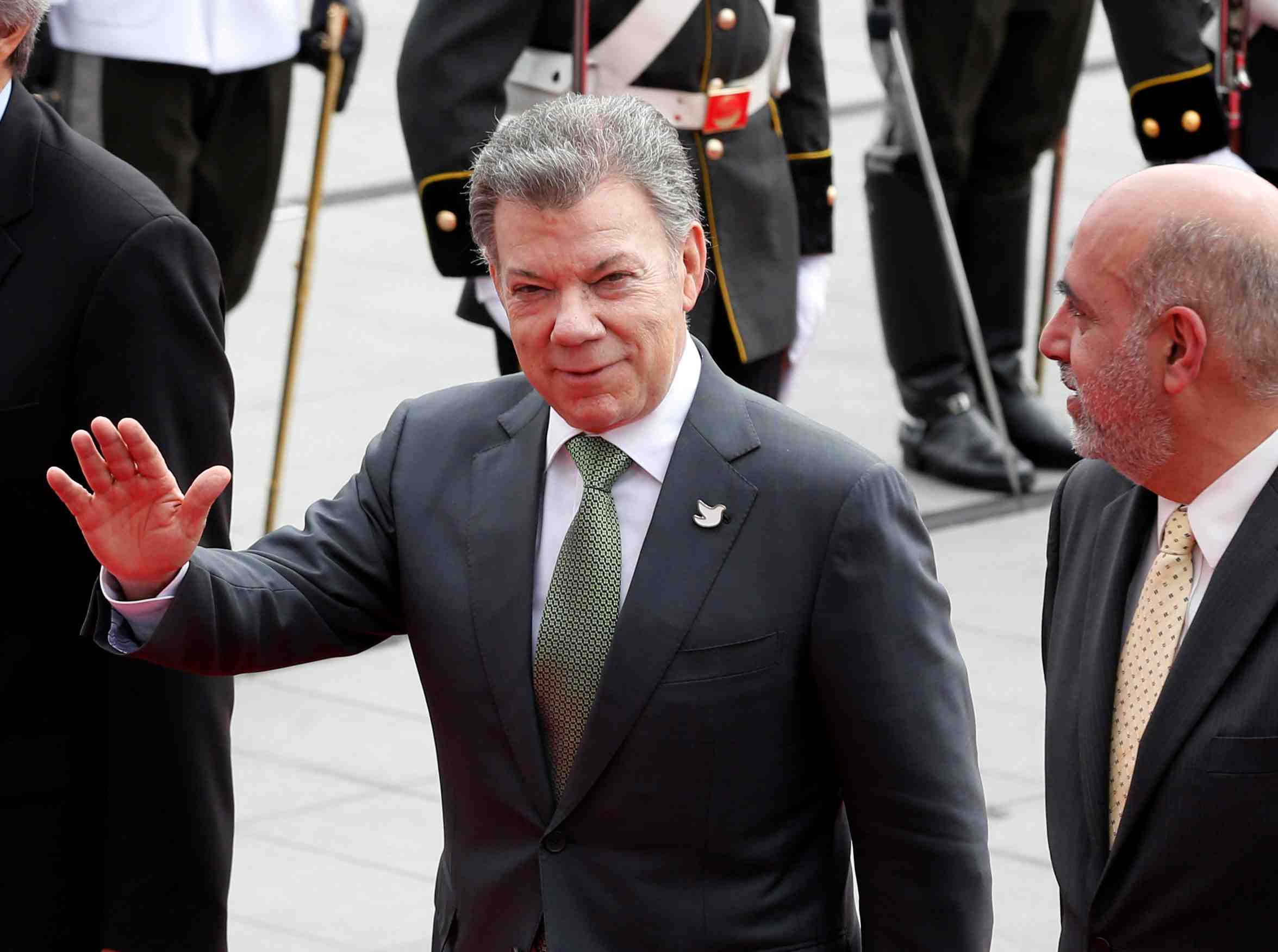 La date limite de demobilisation des farc repoussee