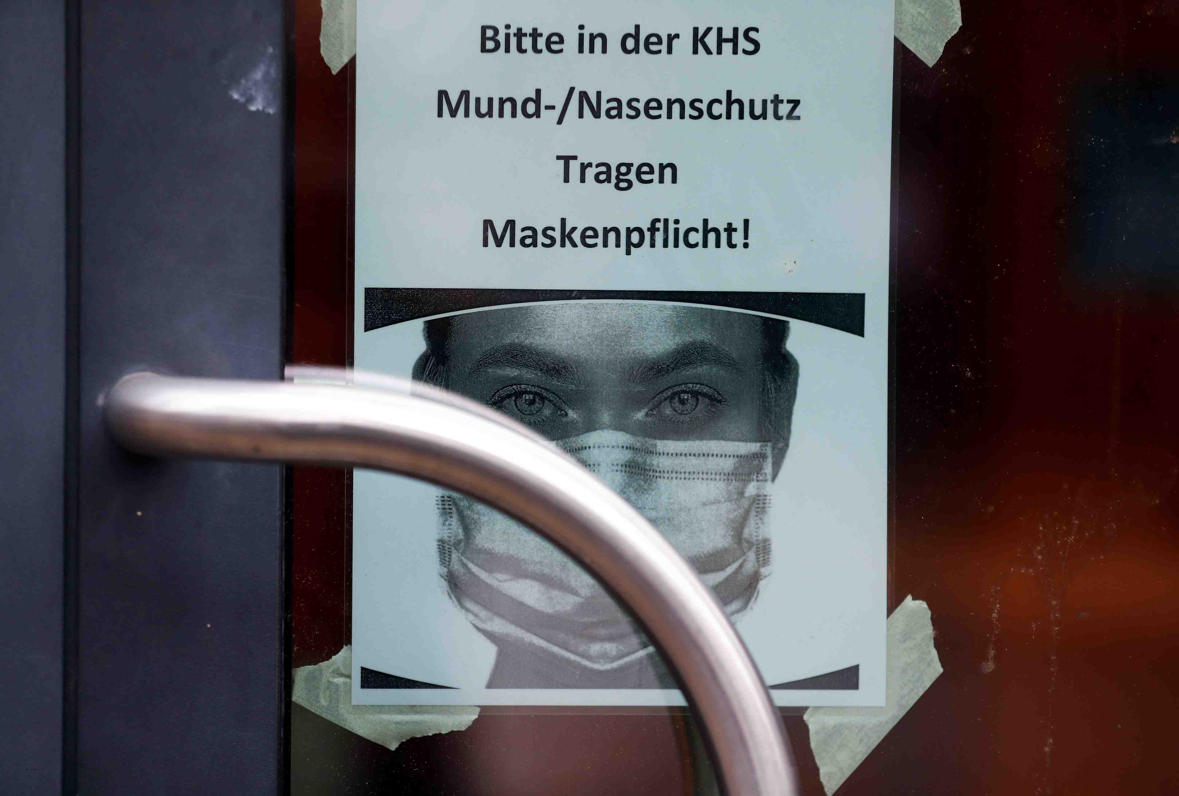 Coronavirus: pres de 1.000 morts en un jour en allemagne, un record