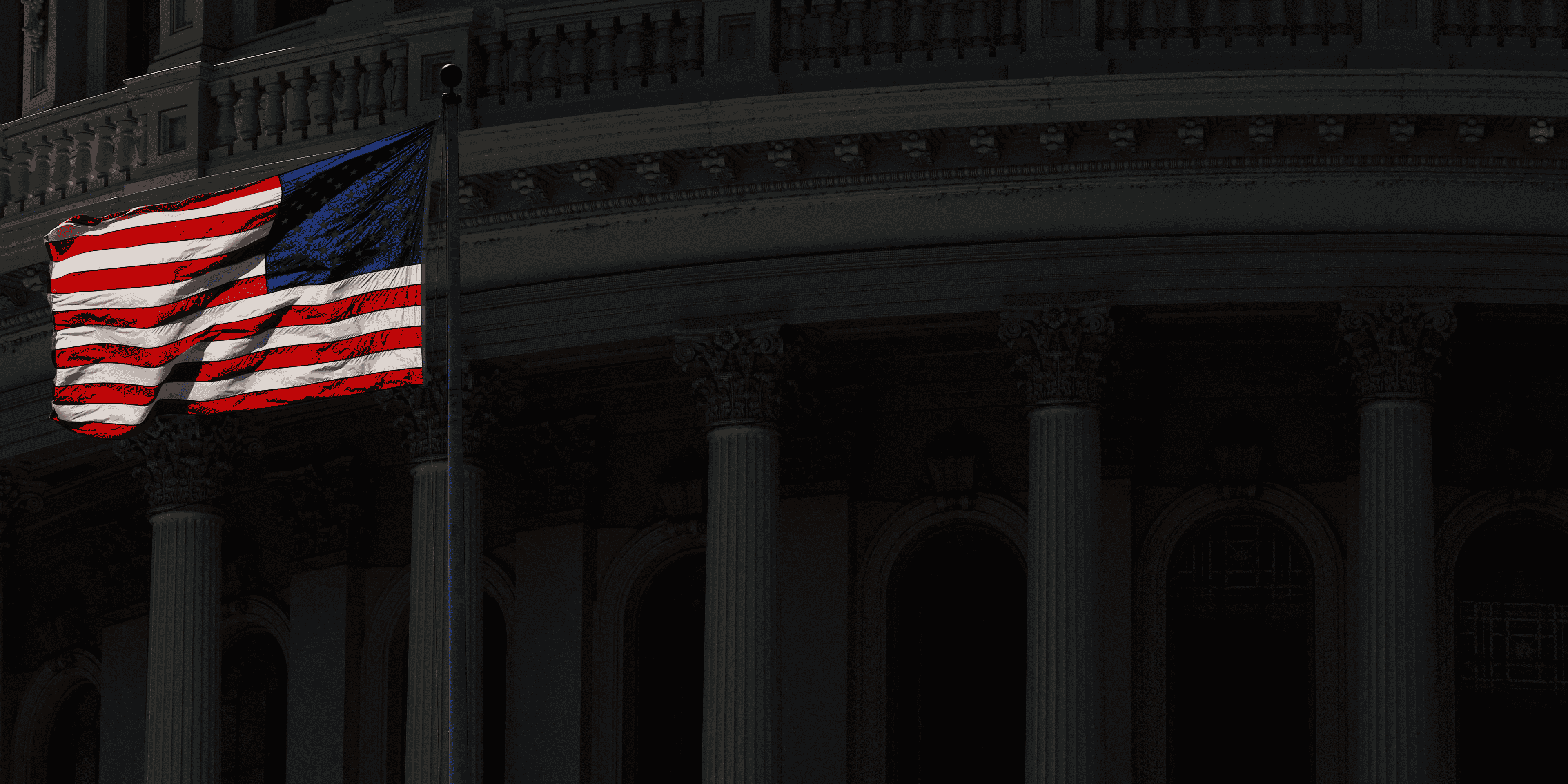 Un drapeau americain a washington