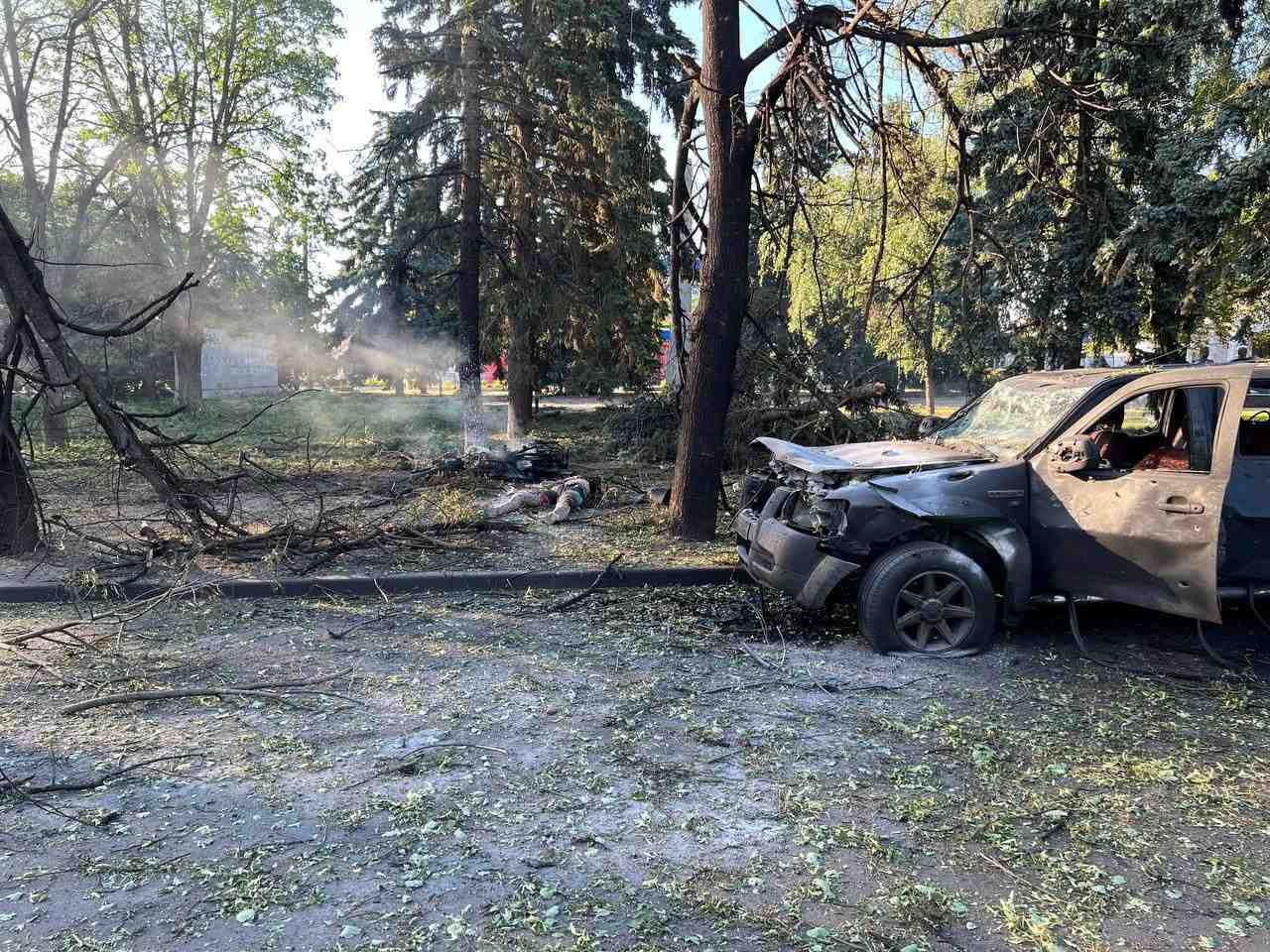 Site d'un tir de missile russe dans la ville de vilniansk