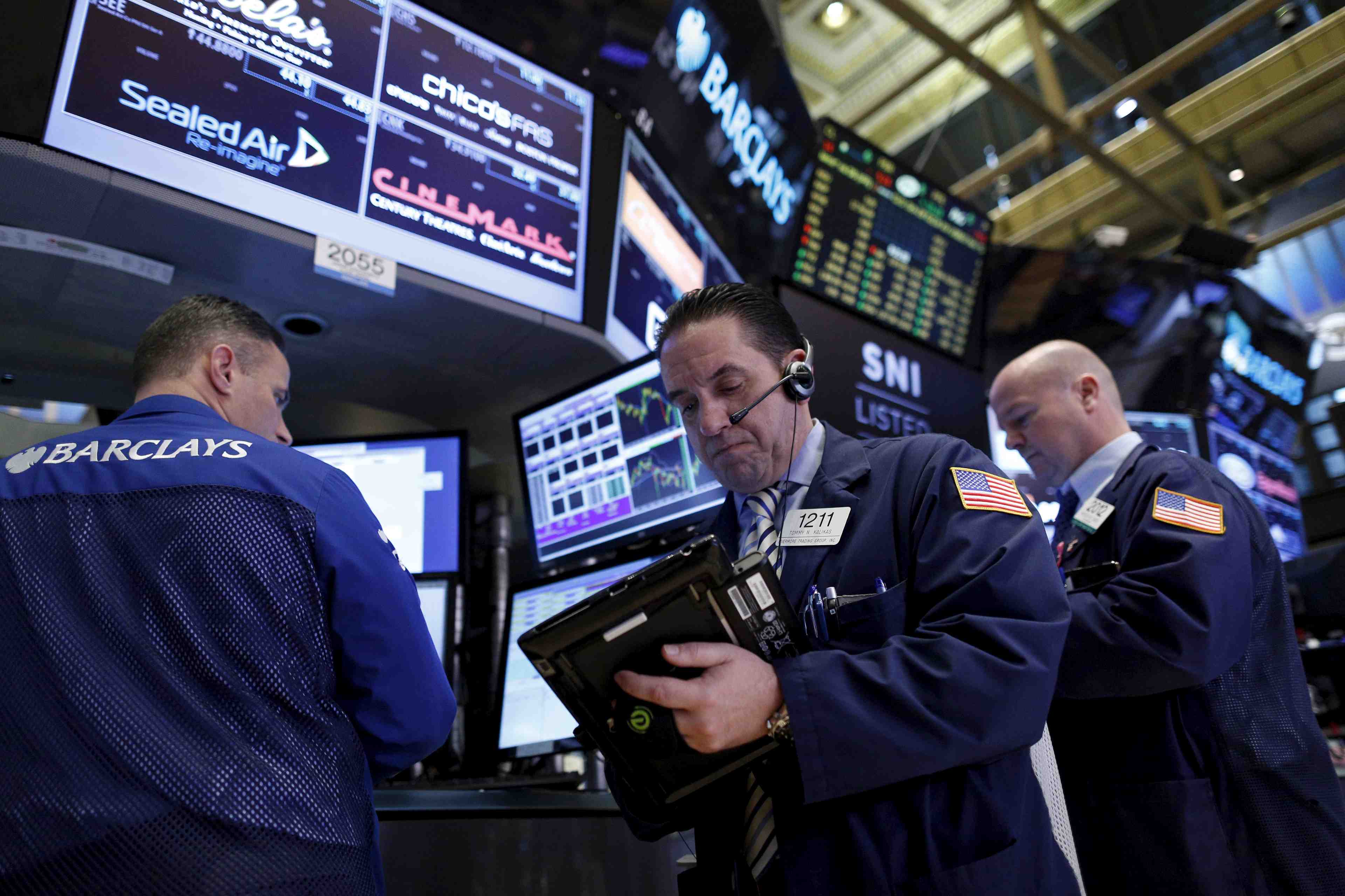 Wall street termine en tres legere hausse