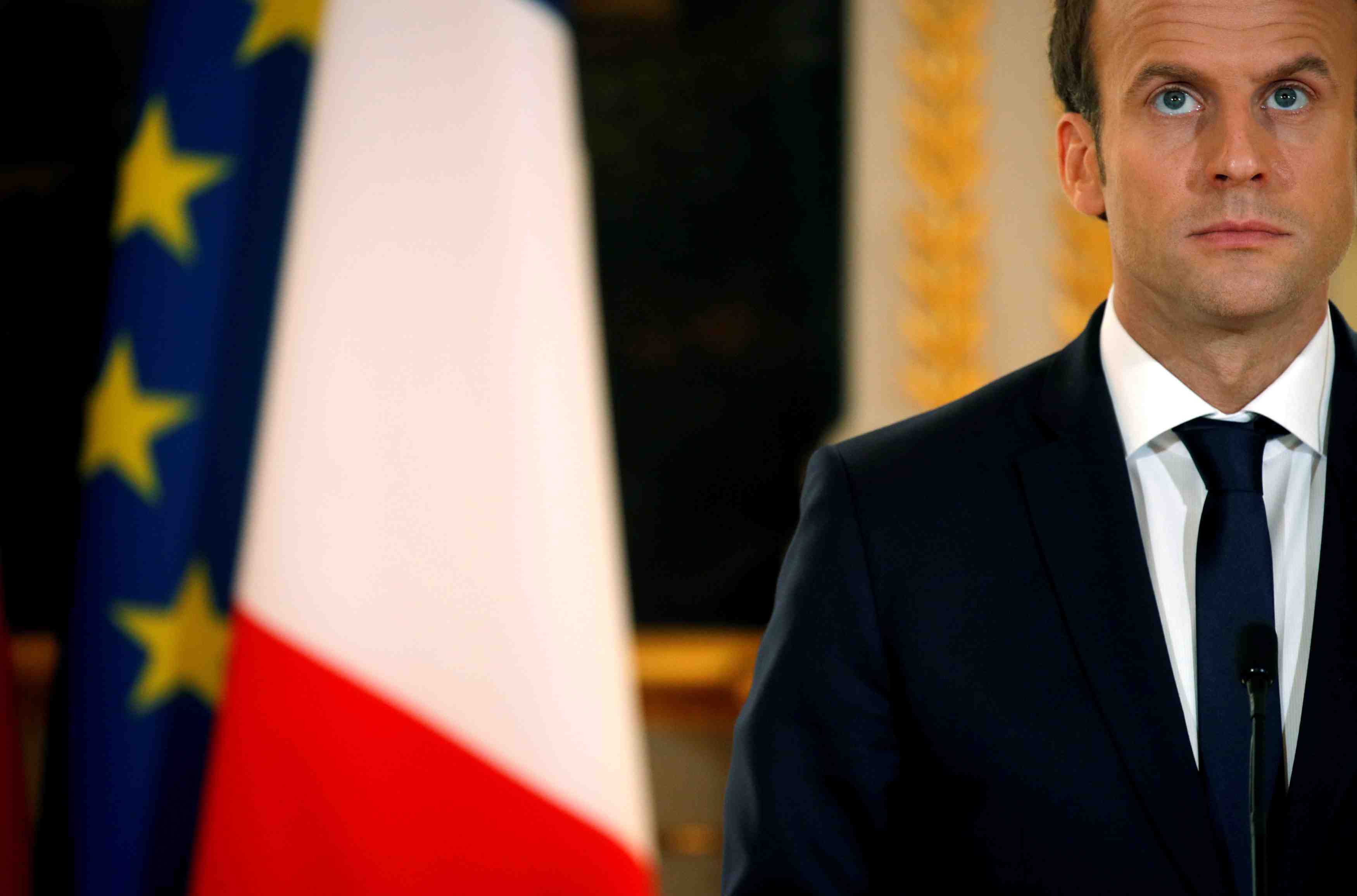 Macron annonce des visas longue duree pour les elites ivoiriennes