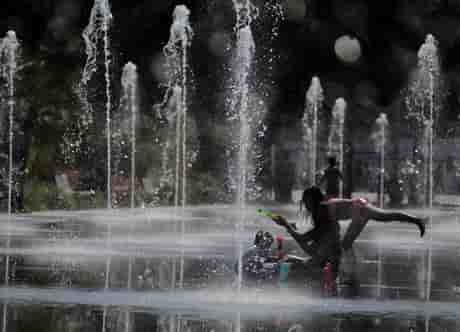 4.000 ecoles fermees pour canicule