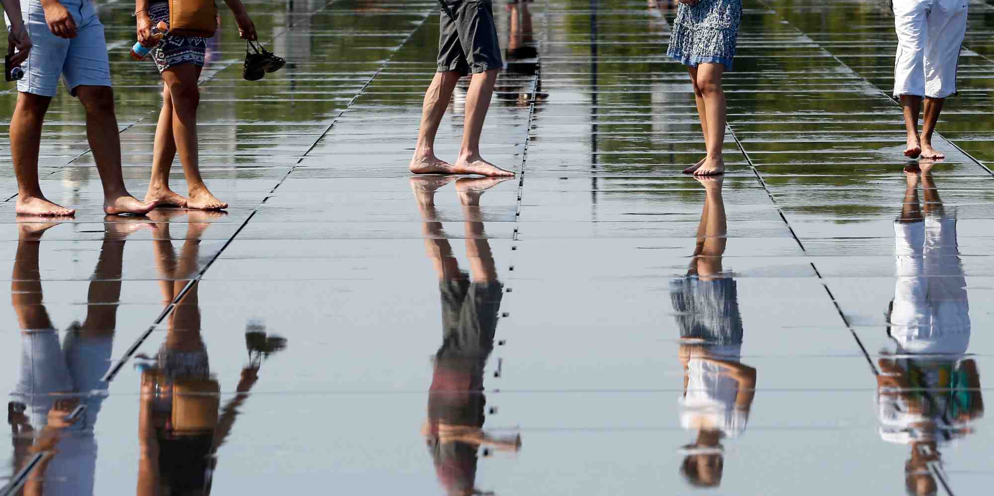 Canicule, vague de chaleur, soleil, hausse des températures, réchauffement climatique, Ville, pollution, Paris, miroir d'eau, sécheresse, aridité,
