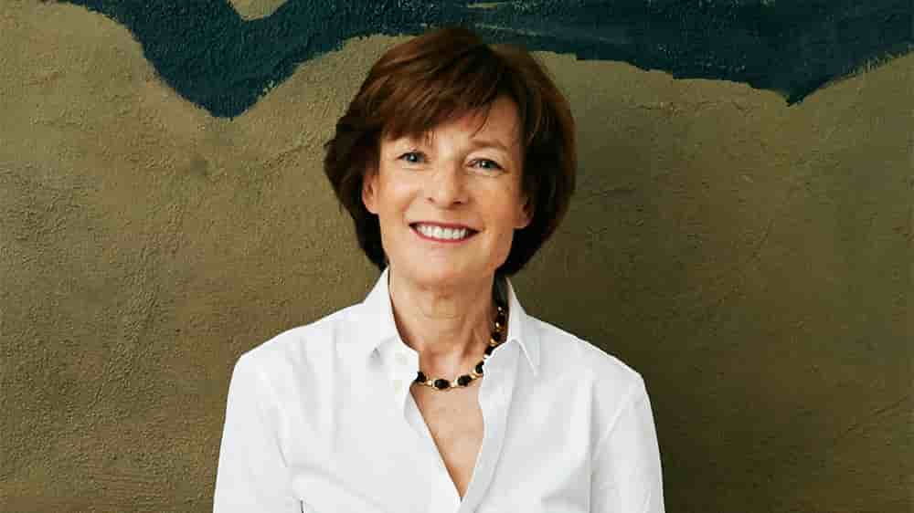 Patricia Barbizet, présidente de la société d'investissement Temaris & Associés, administratrice de Total ; directrice de la Philarmonie de Paris et du Siècle ainsi que de l'Association française des entreprises privées (Afep), le 25 mai 2023 dans son bureau à Paris.