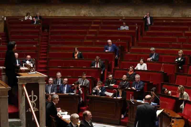 Les frondeurs du ps somment l'executif de ne pas passer en force sur la loi travail
