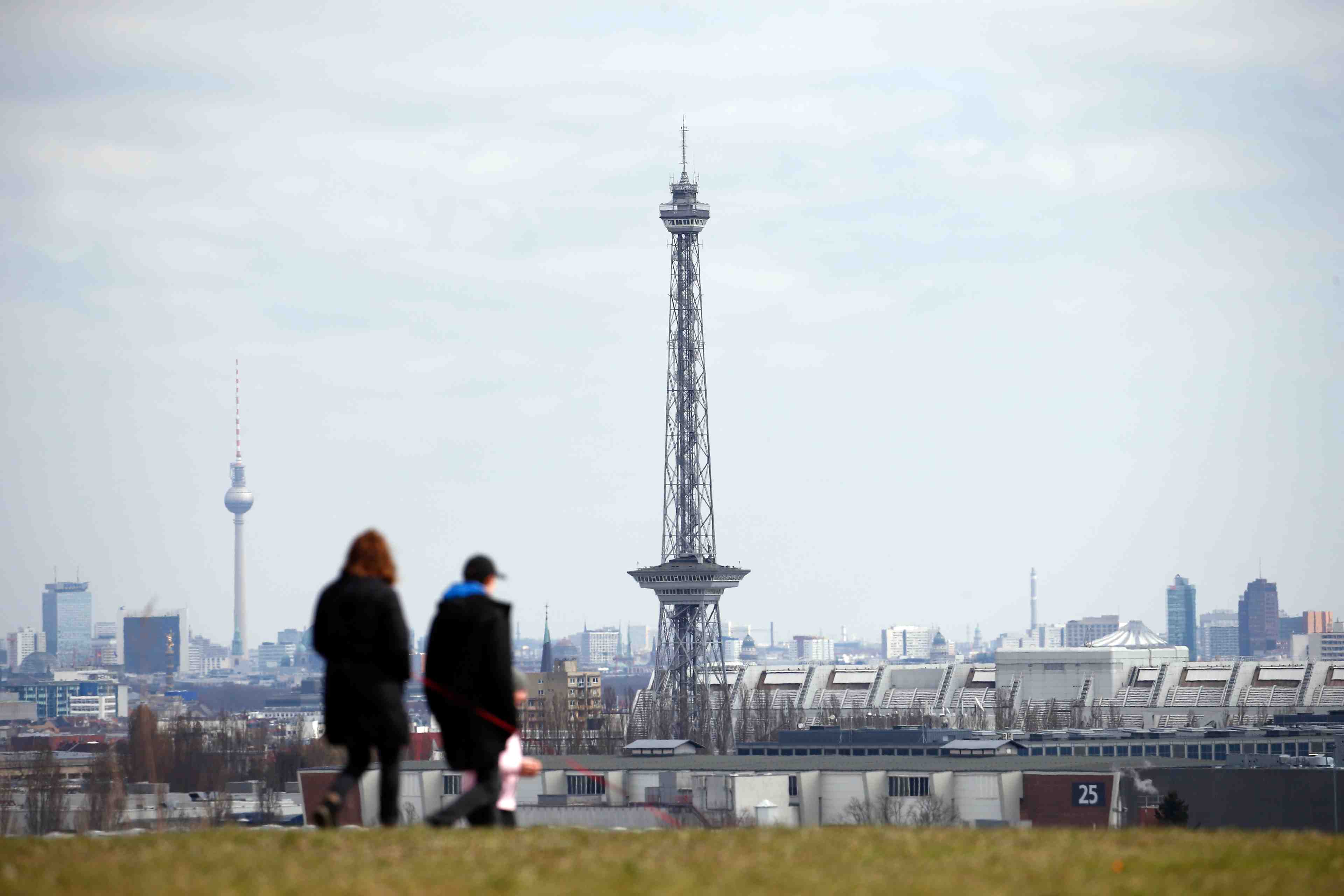 L'allemagne prolonge la distanciation sociale au moins jusqu'au 19 avril