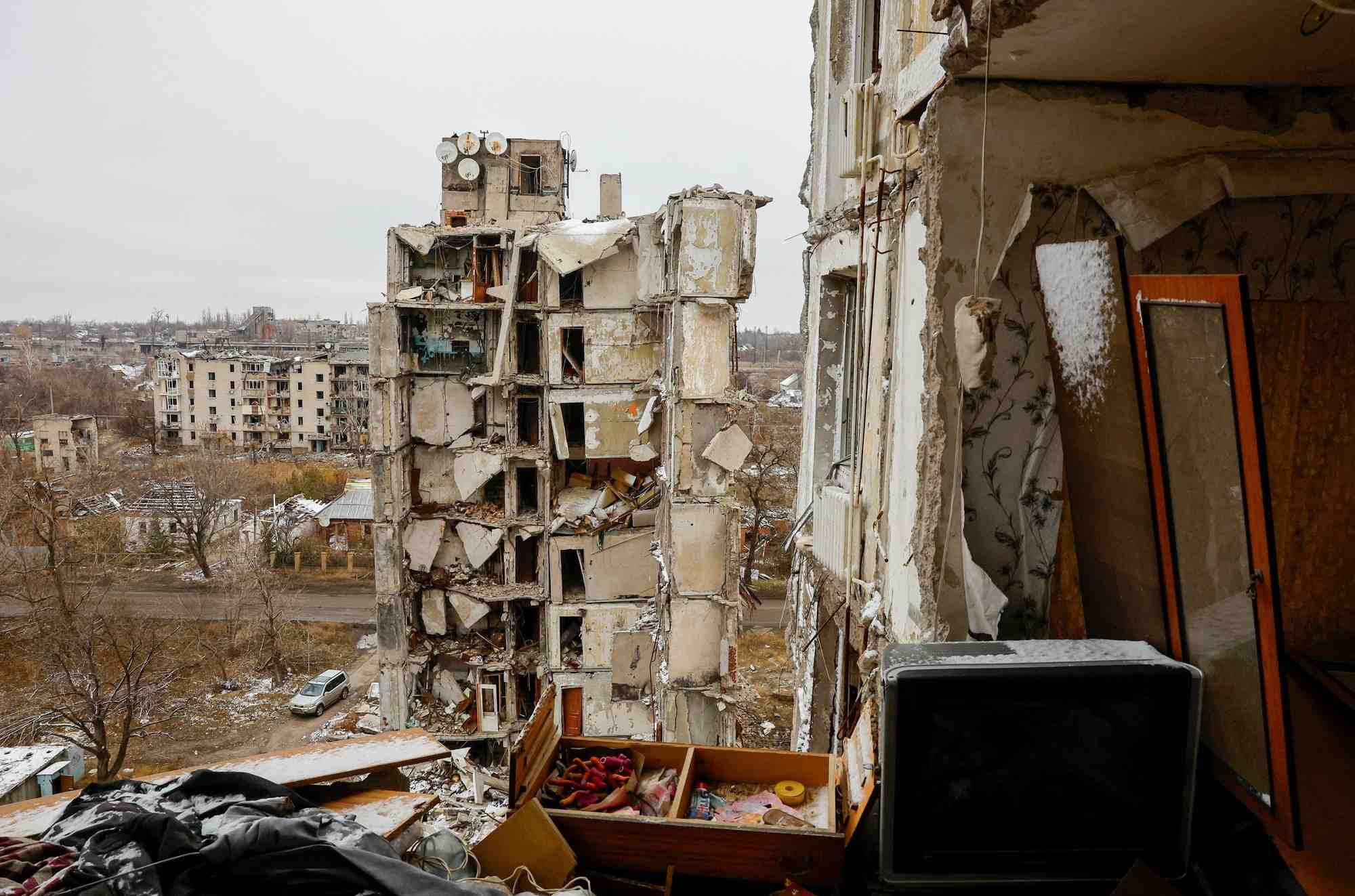 Vues de la ville d'avdiivka sous controle russe dans la region de donetsk