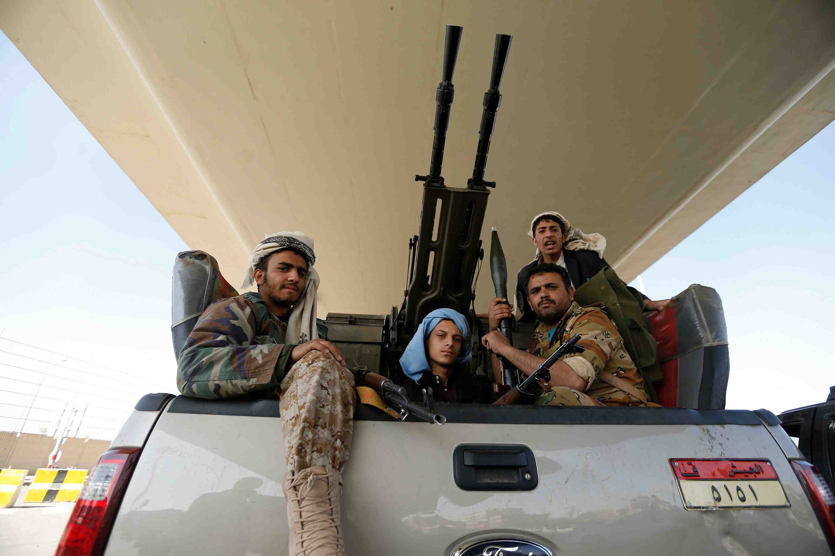 Les miliciens houthis nient avoir renverse le president yemenite