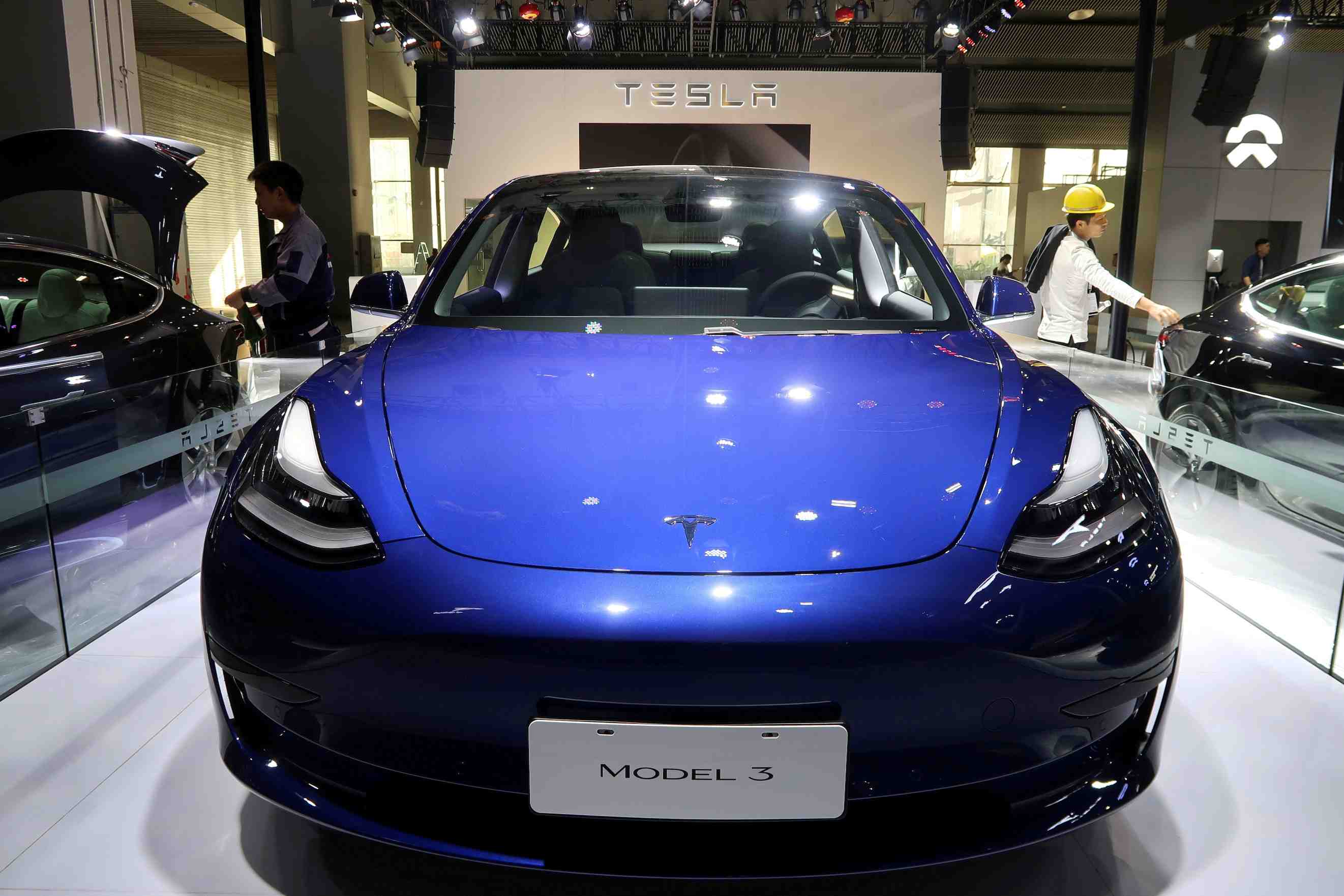 Tesla "rappelle" des vehicules en chine pour une mise a jour logicielle