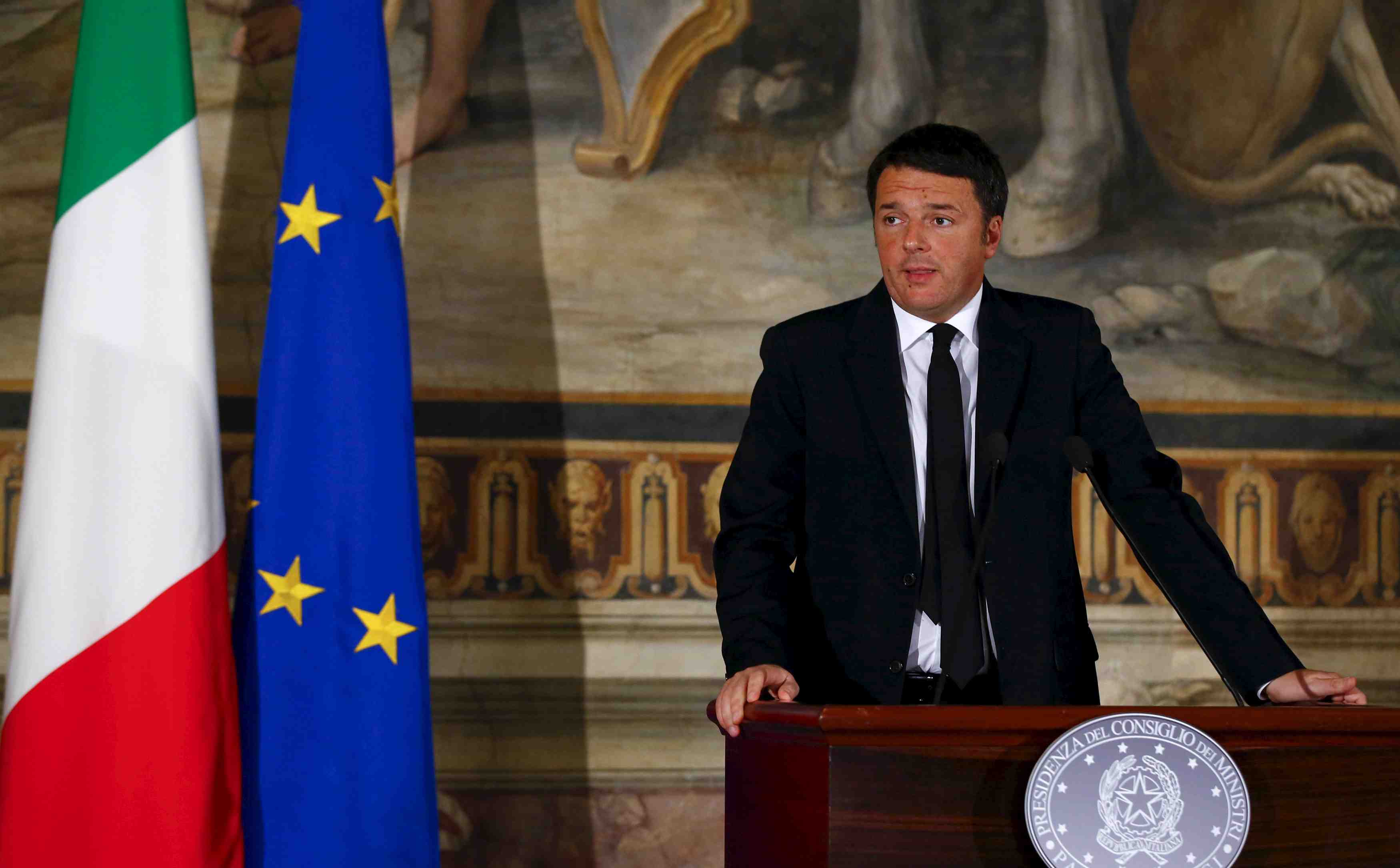 Rome annonce le report de baisses d'impots