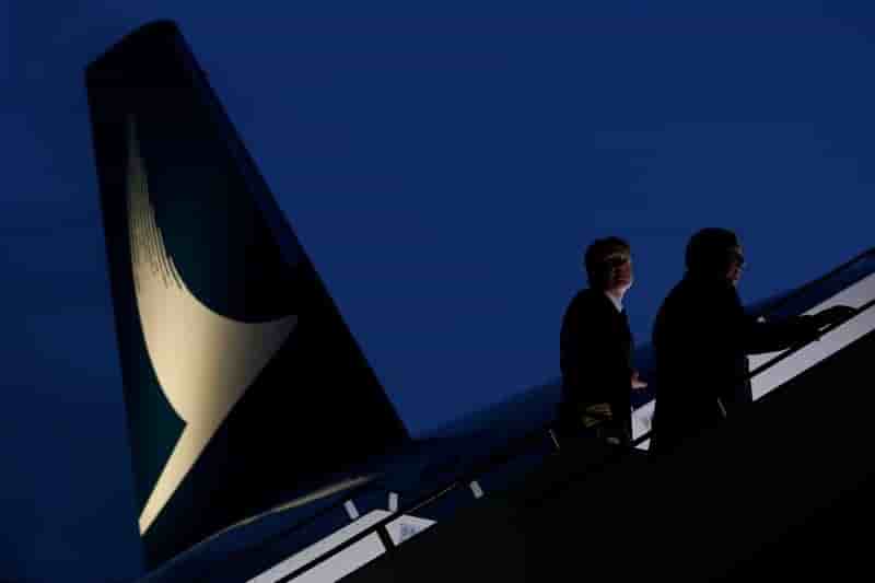 Cathay pacific veut supprimer des postes