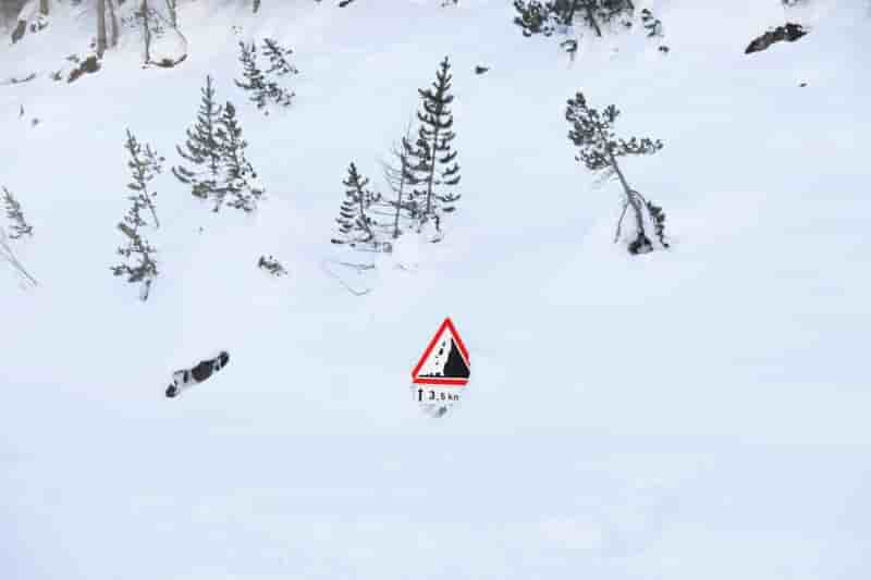 Une avalanche fait au moins quatre morts dans les alpes-maritimes