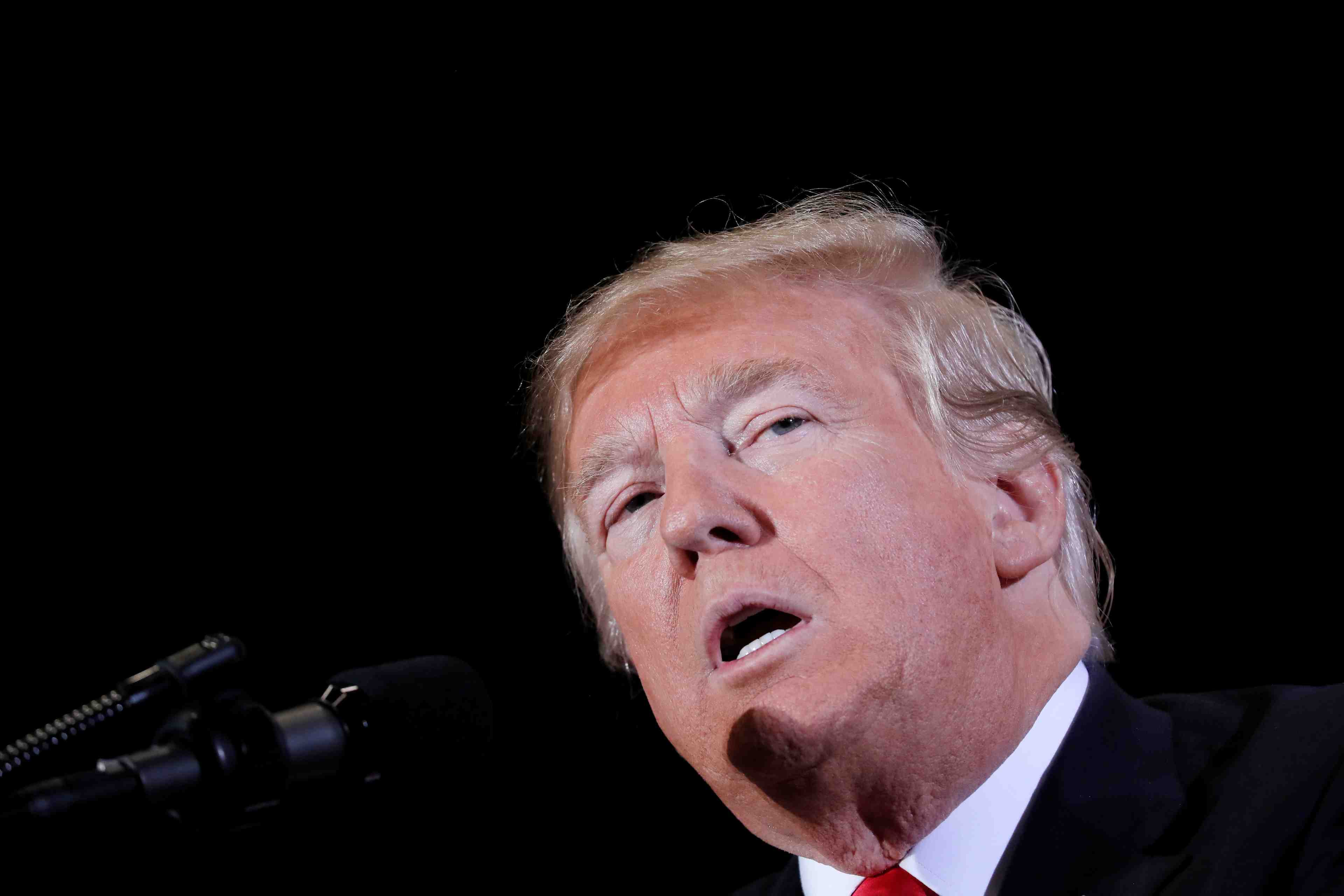 Midterms: trump defend son bilan economique avant les elections