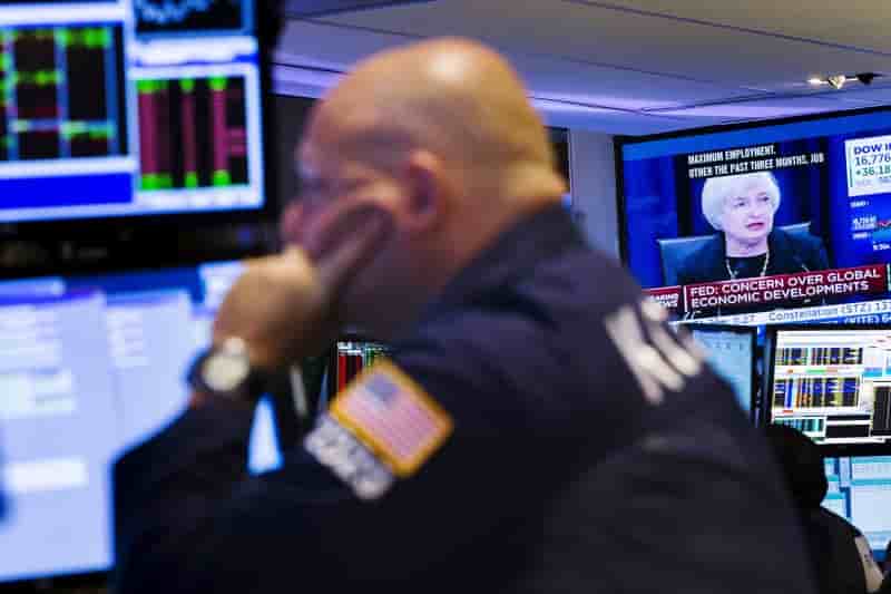 La fed ne fait rien pour calmer les marches, estiment des gerants