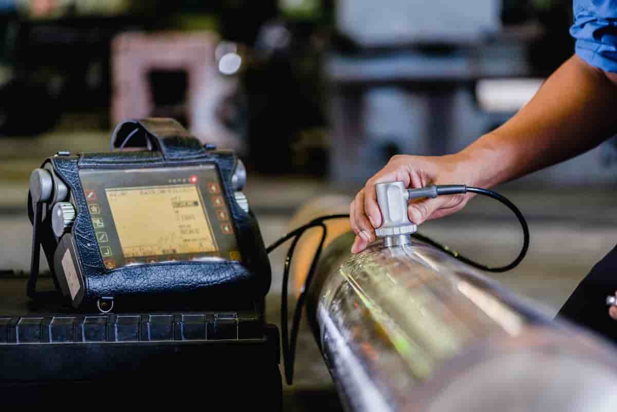 Avec la radiographie et l'imagerie par courants de Foucault, les ultrasons font partie des méthodes utilisées afin d'évaluer la qualité des soudures dans l'industrie. Exanodia propose que son IA vienne ensuite confronter une image avec la base de données, pour une fiabilité minimale de 95 %.