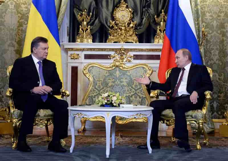 Moscou concrétise son soutien à Viktor Ianoukovitch